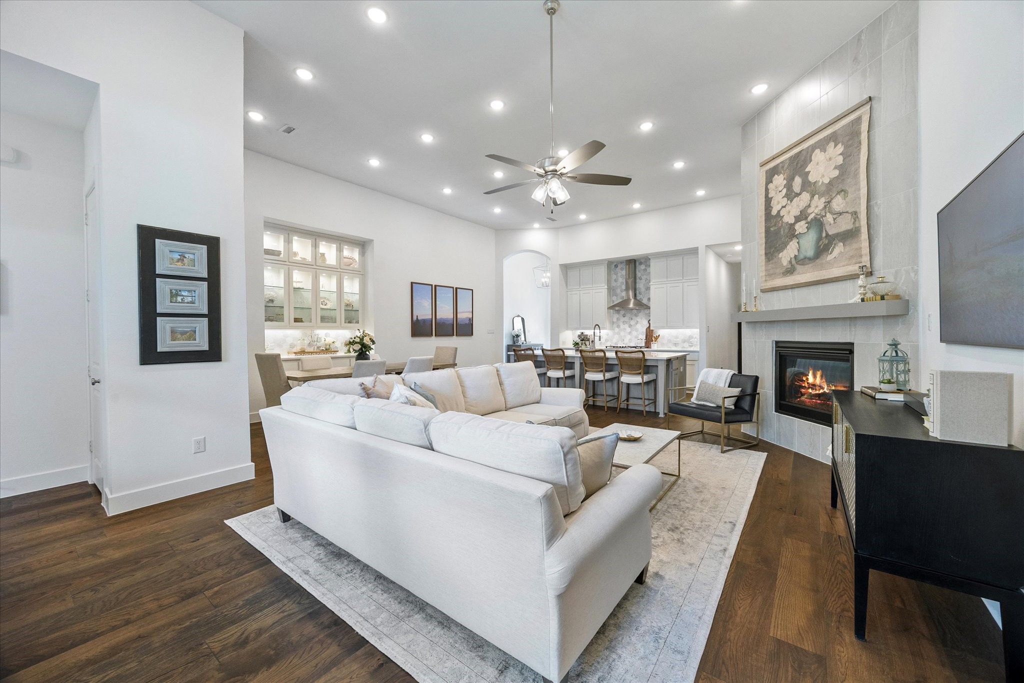 536 Petrel Drive
