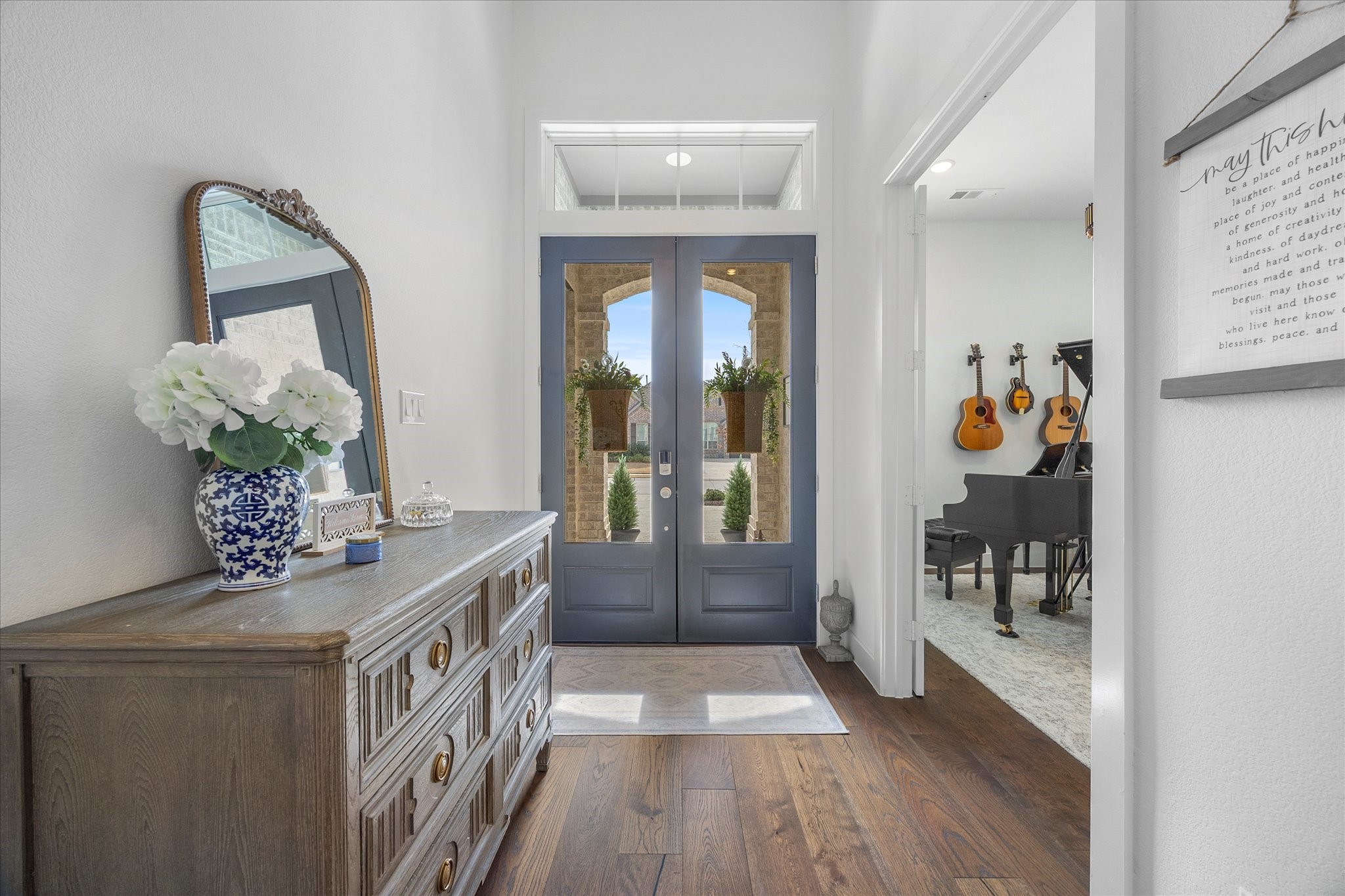 536 Petrel Drive