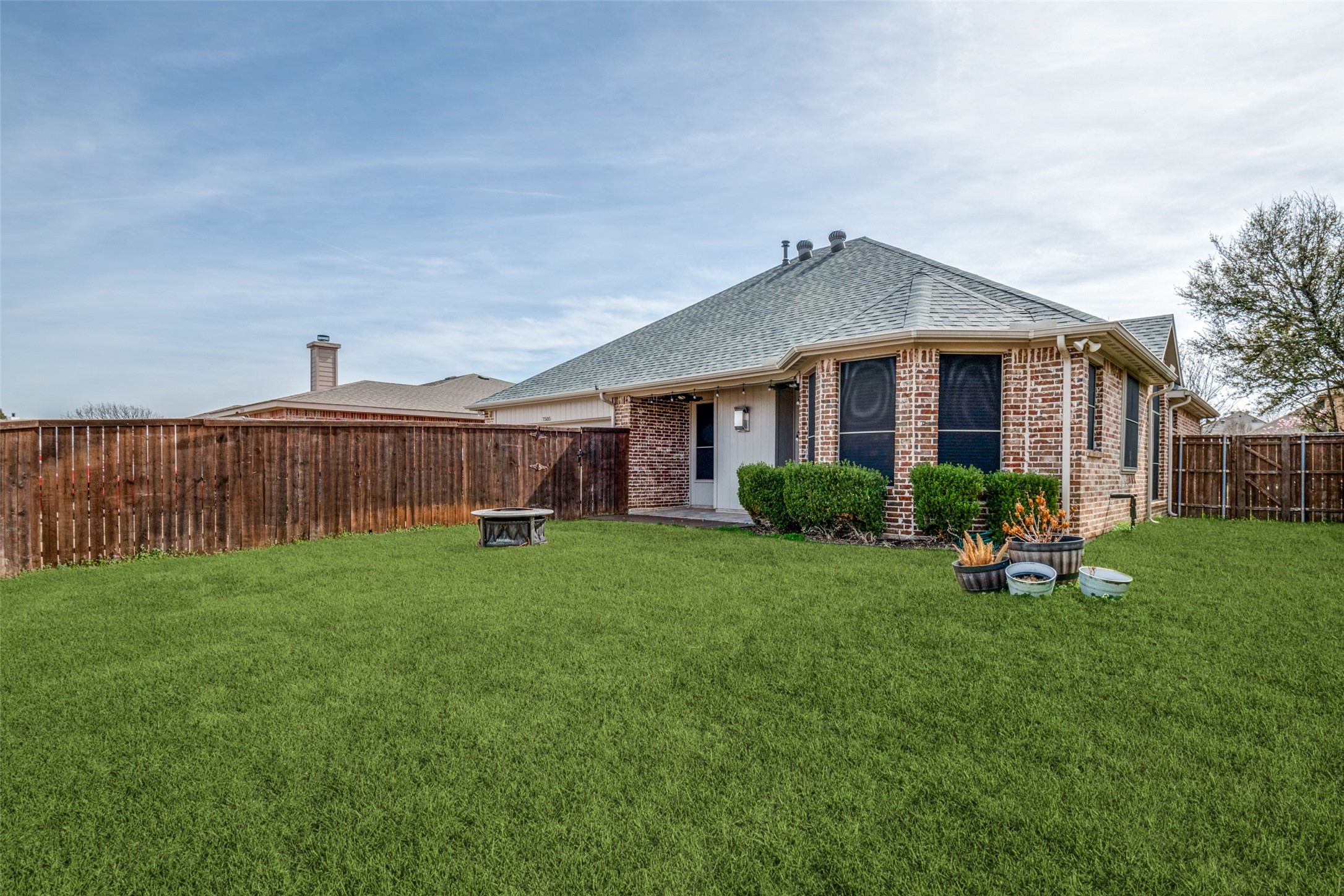 7505 Harbor Drive