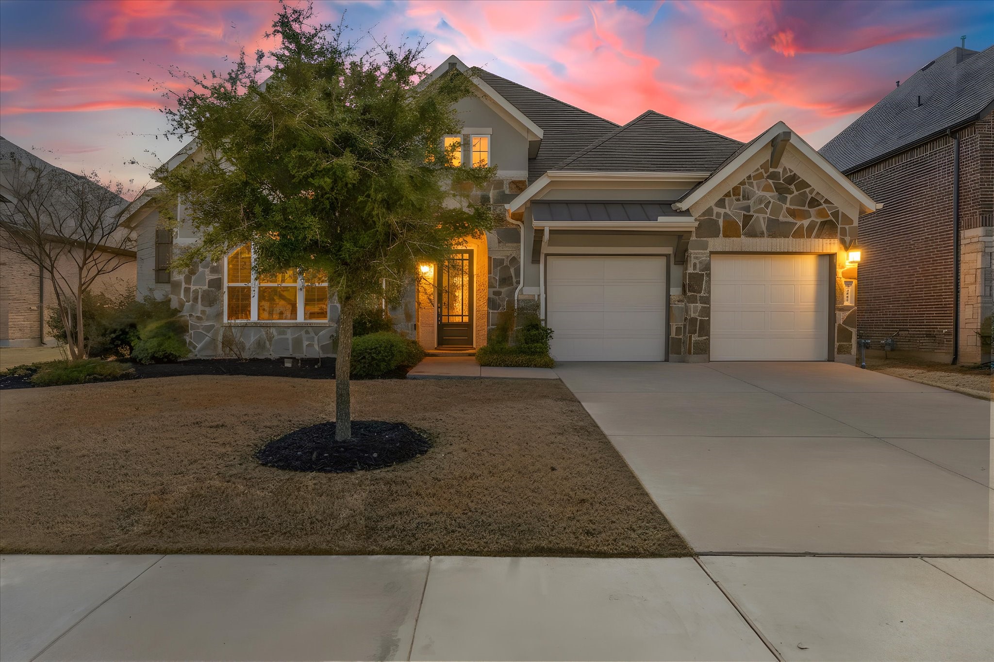 2921 Renmuir Drive