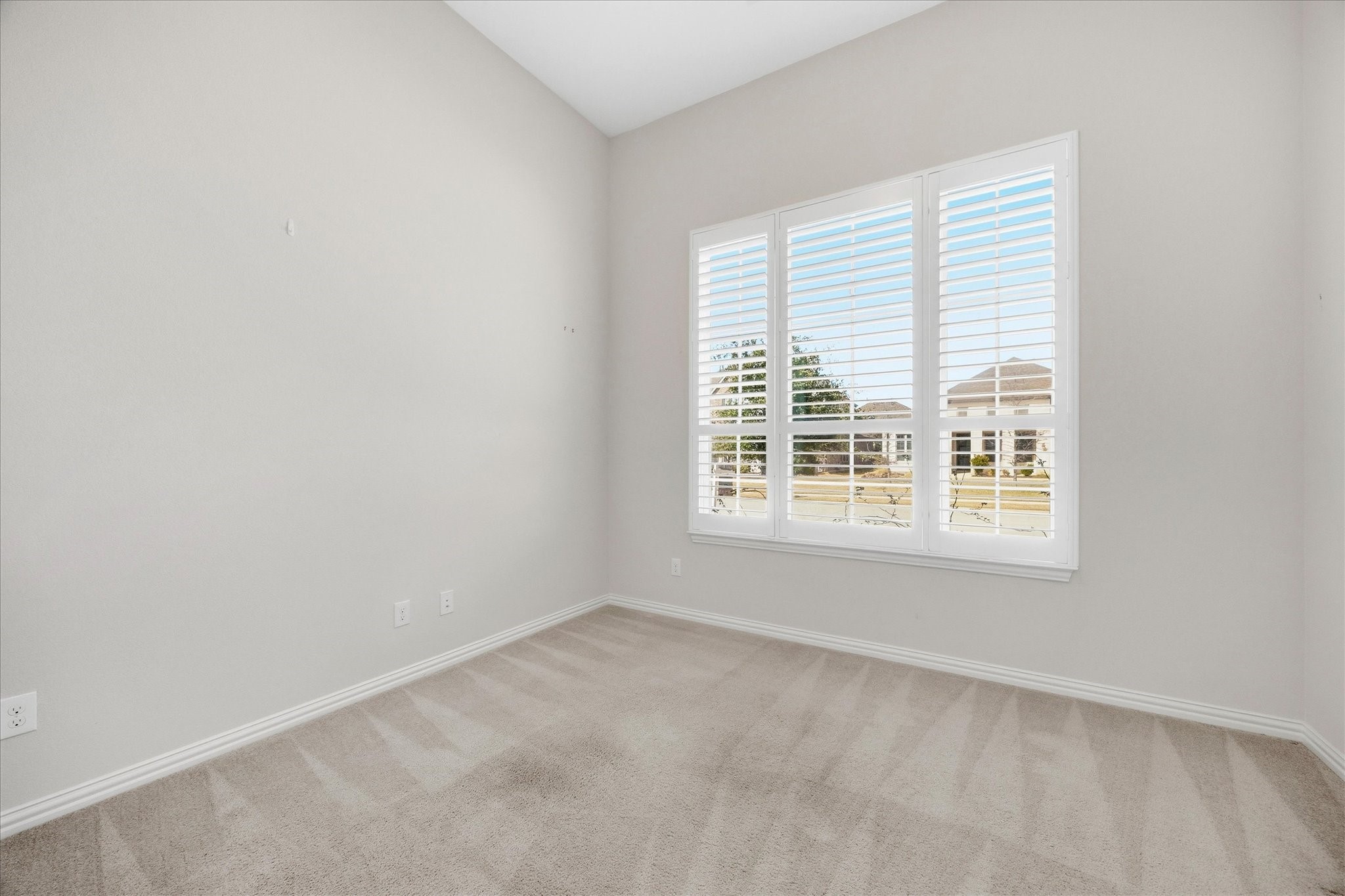 2921 Renmuir Drive