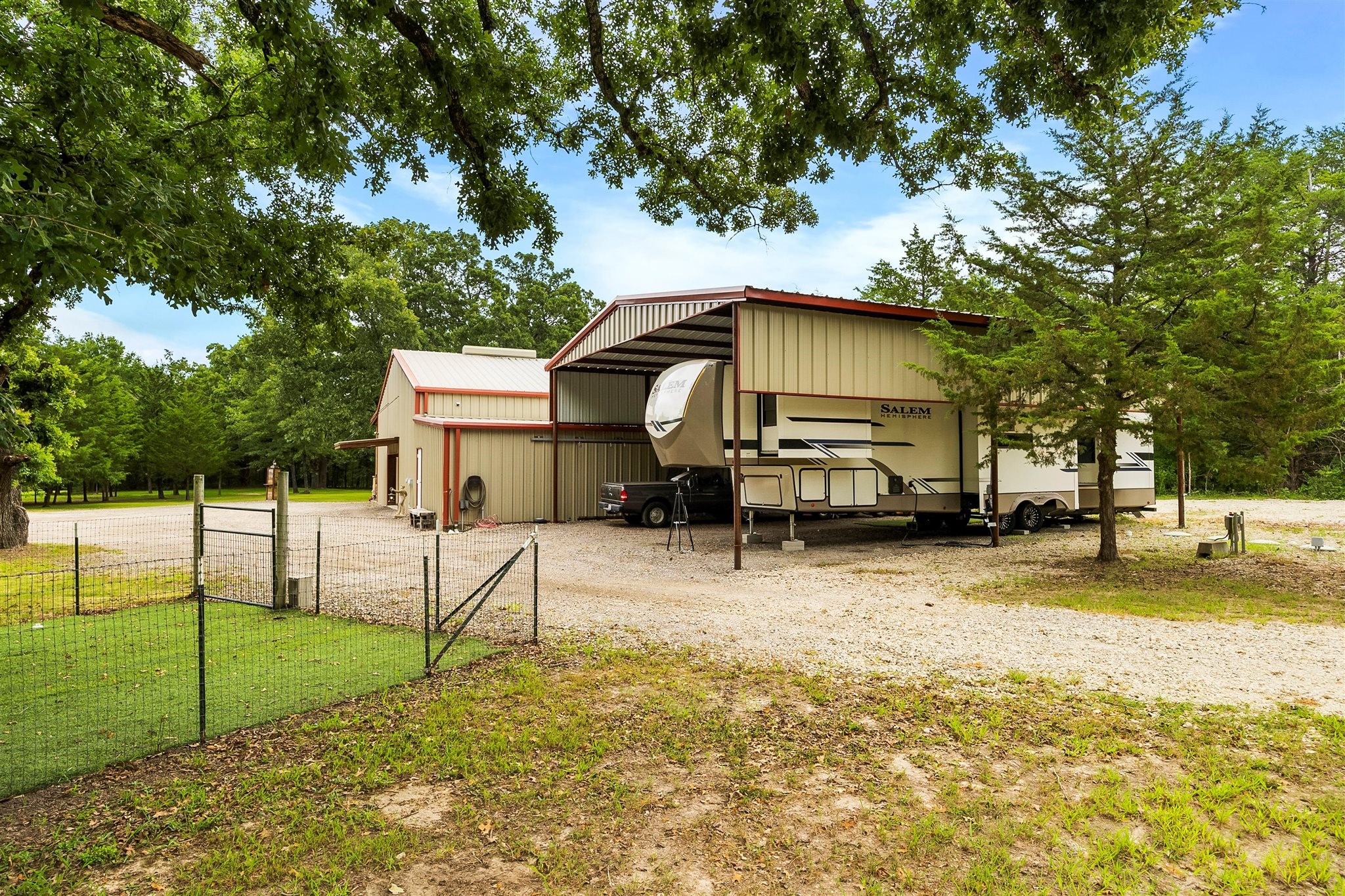 871 VZ County Road 1913