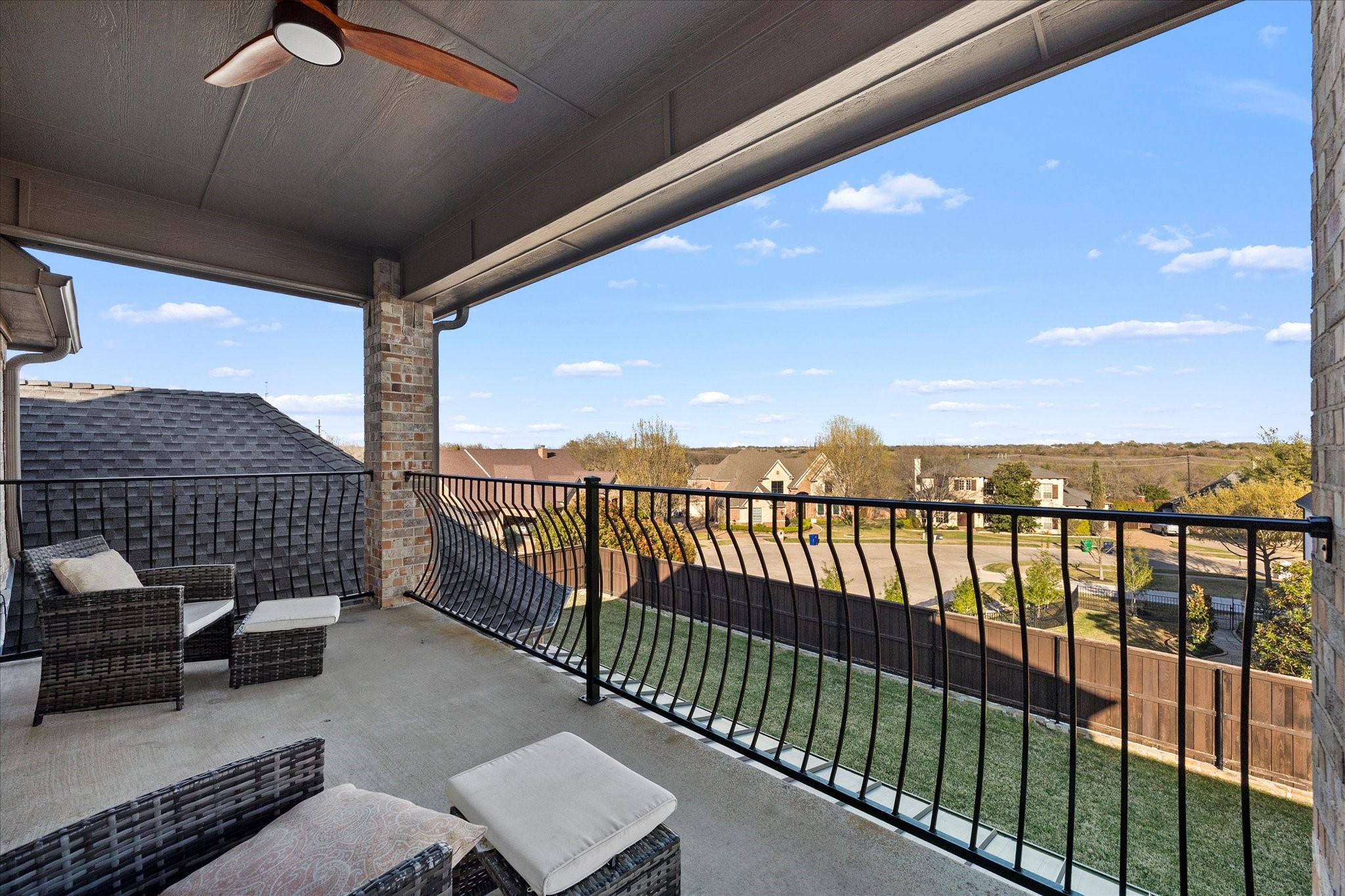 912 Country Club Drive