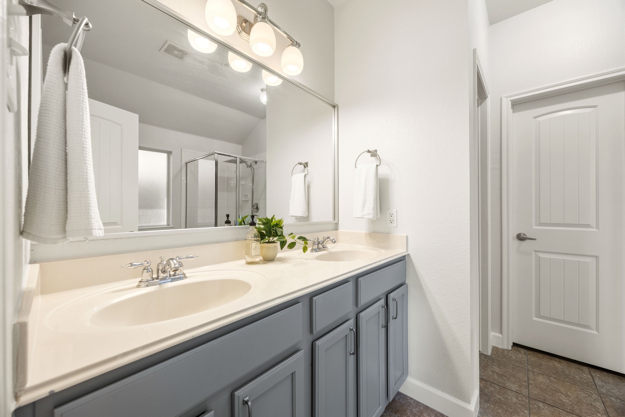 3619 Wolf Creek Lane