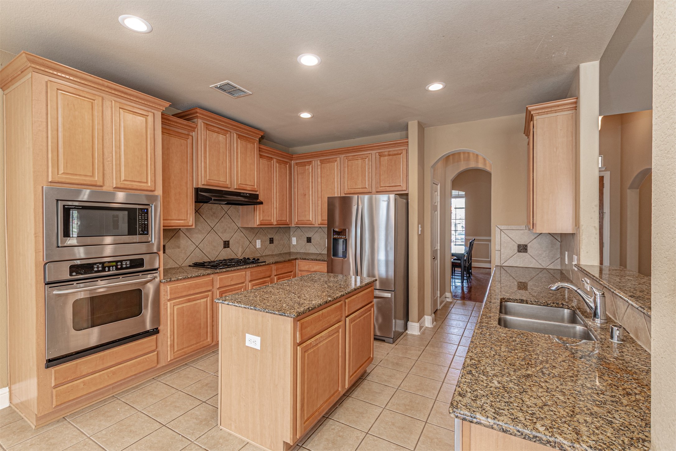 1205 Crestcove Drive