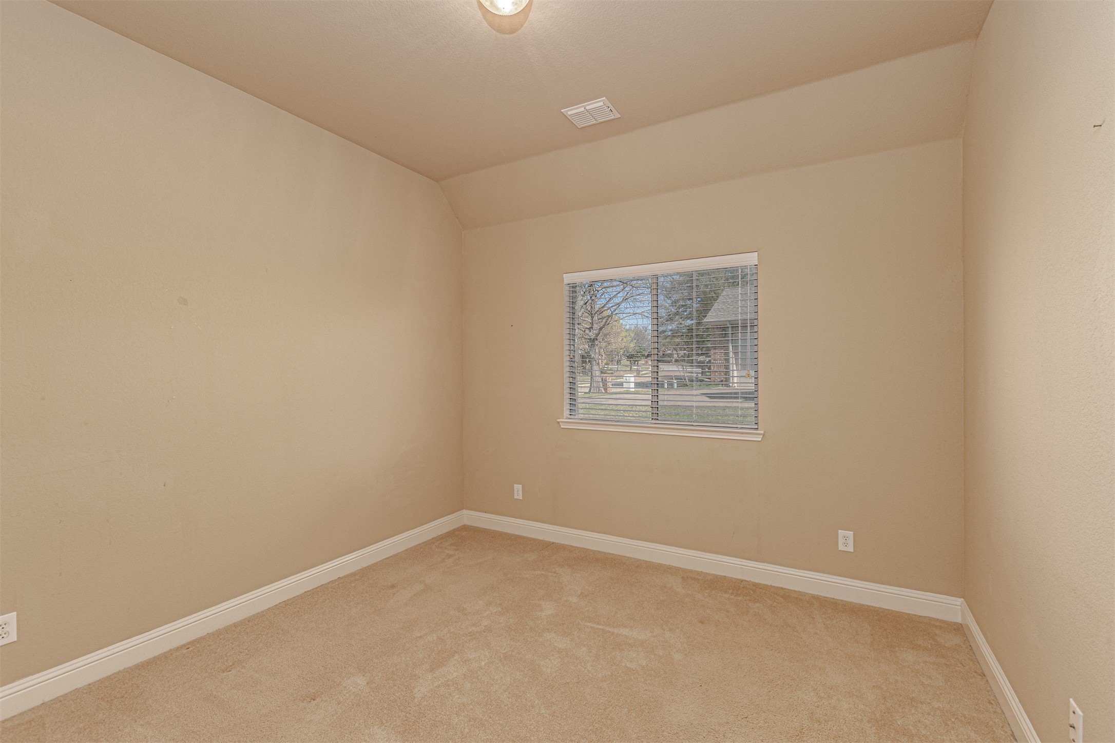 1205 Crestcove Drive