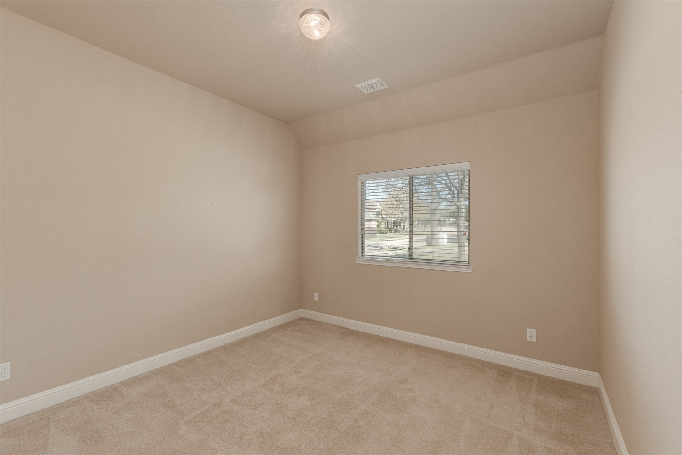 1205 Crestcove Drive