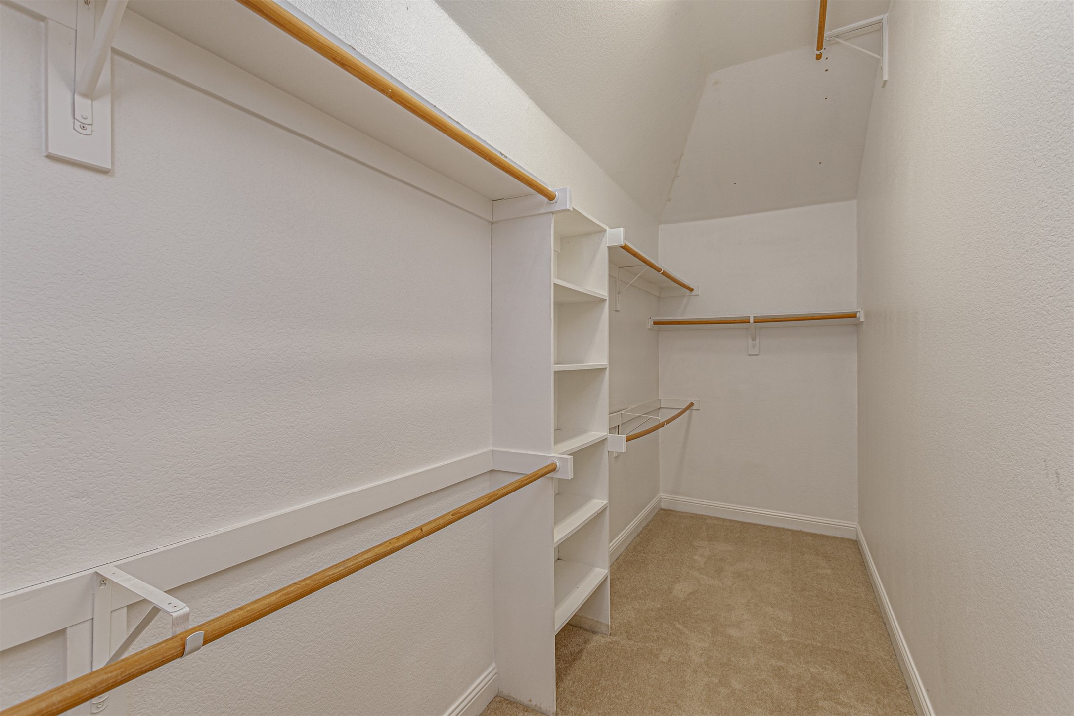 1205 Crestcove Drive