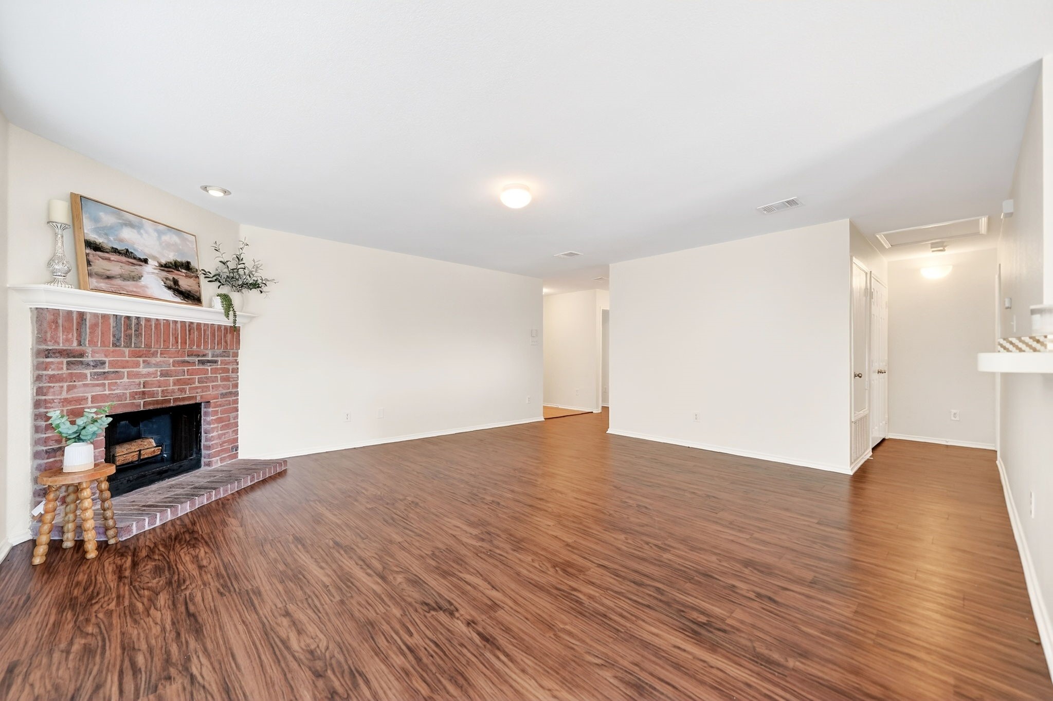 2800 Arbury Drive