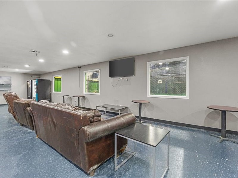 505 County Line Road