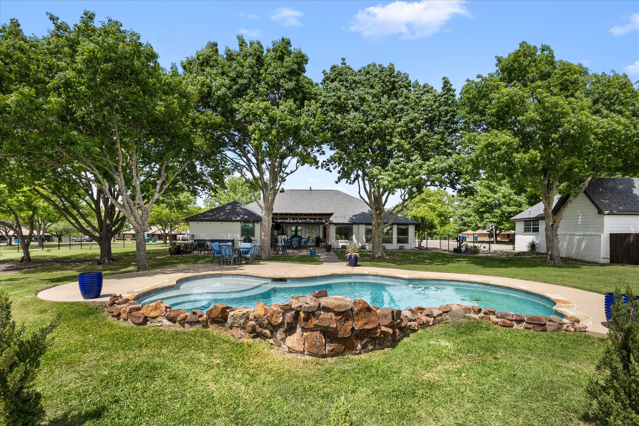 3 Crestview Circle