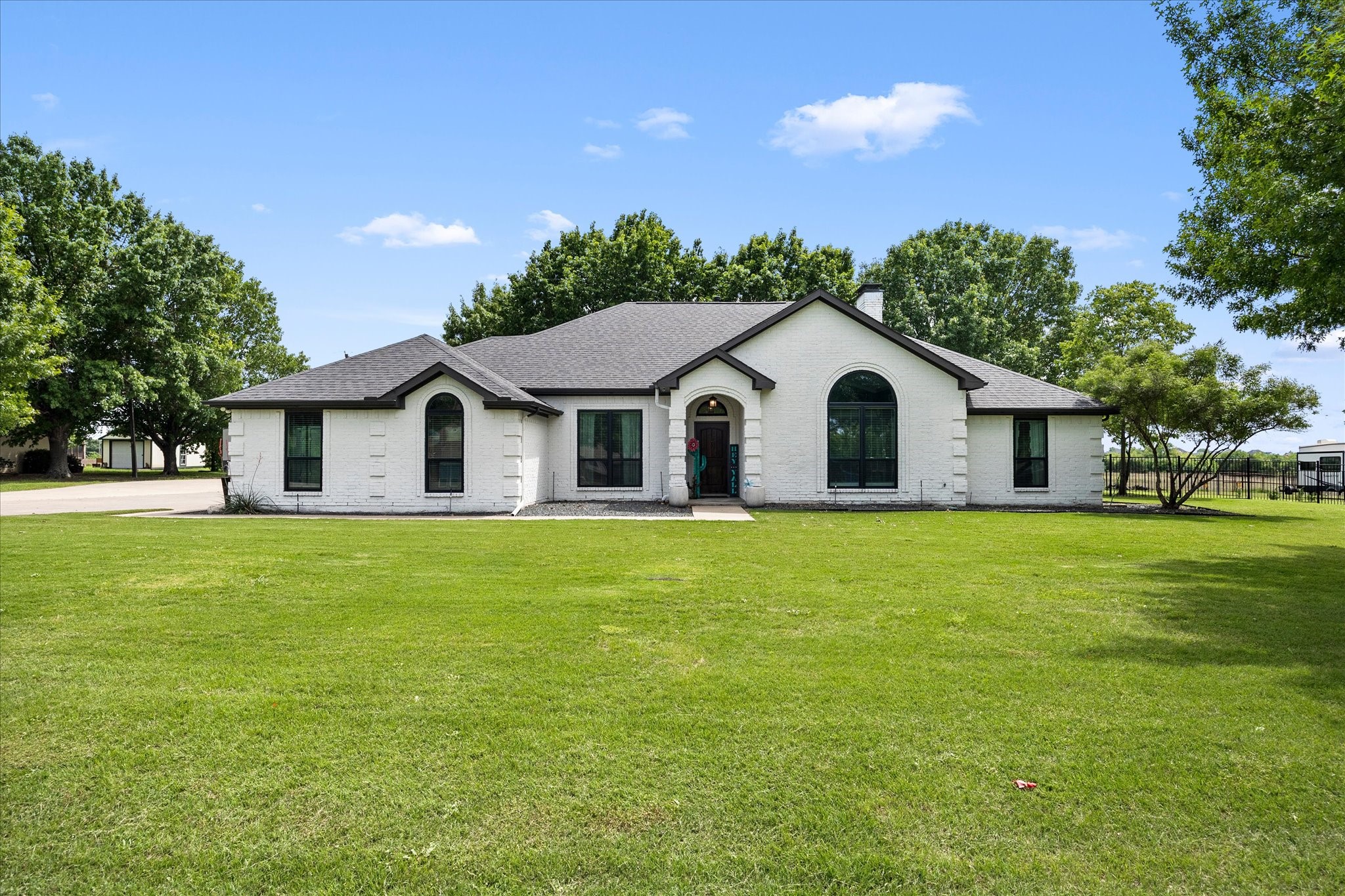 3 Crestview Circle