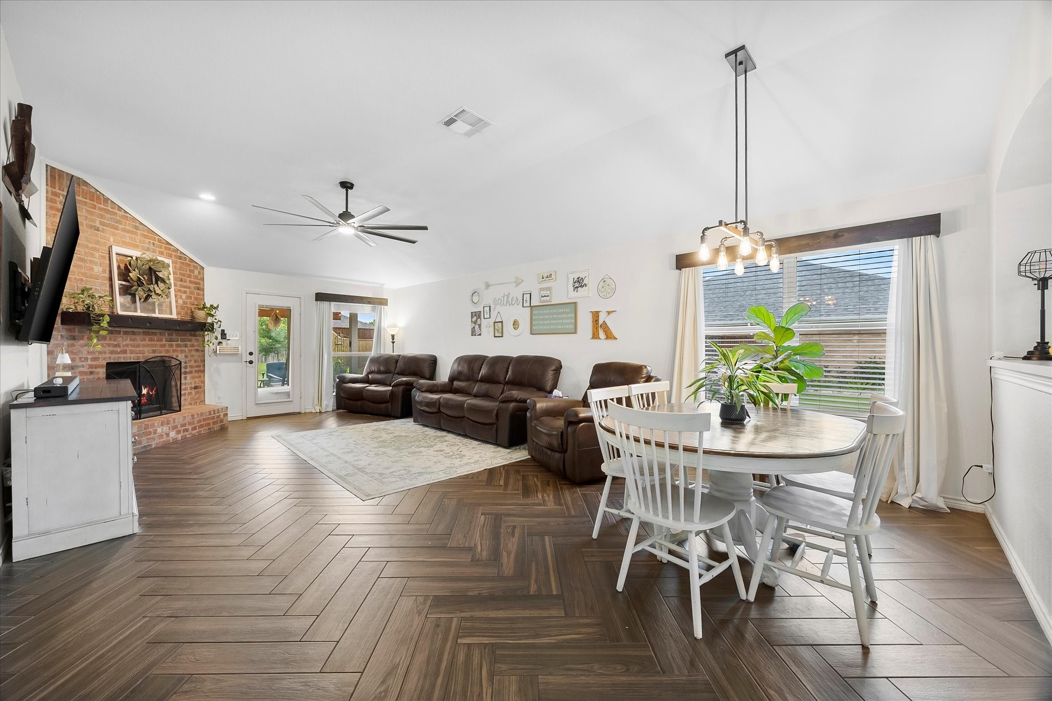 2800 Stoney Hollow Lane