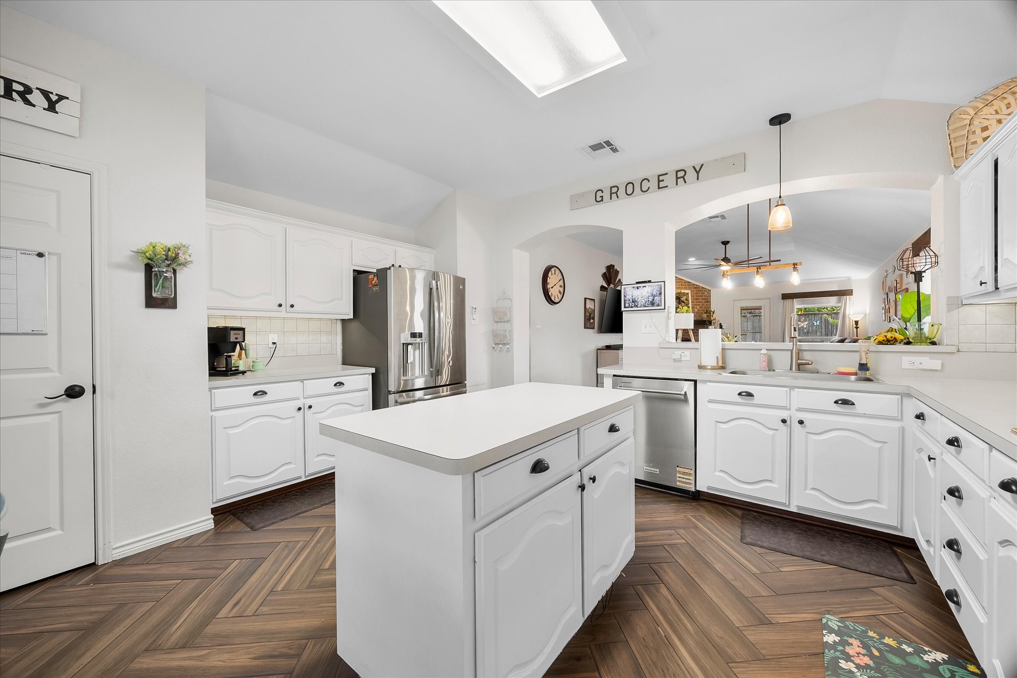 2800 Stoney Hollow Lane
