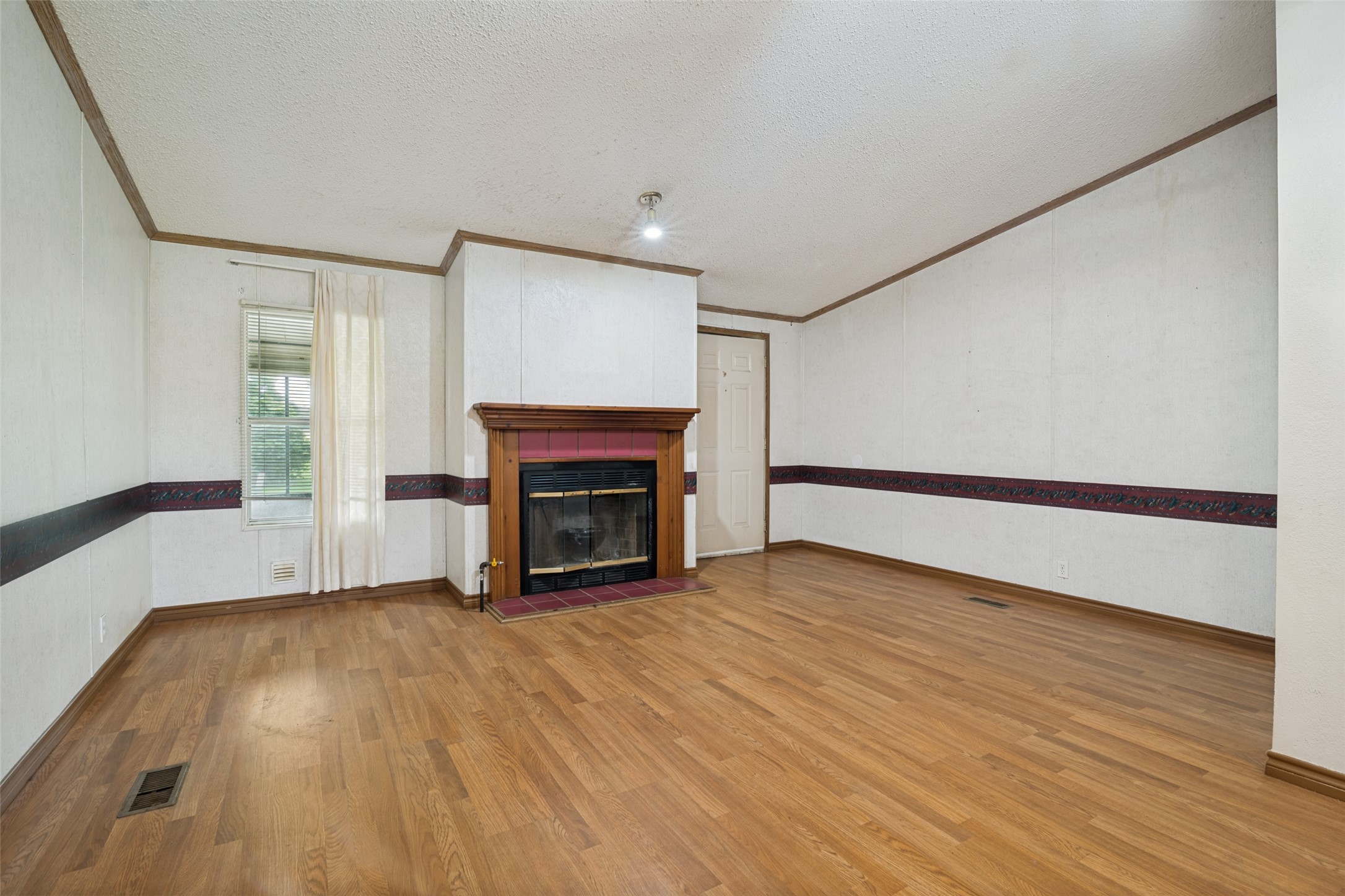 130 Meadowview Lane