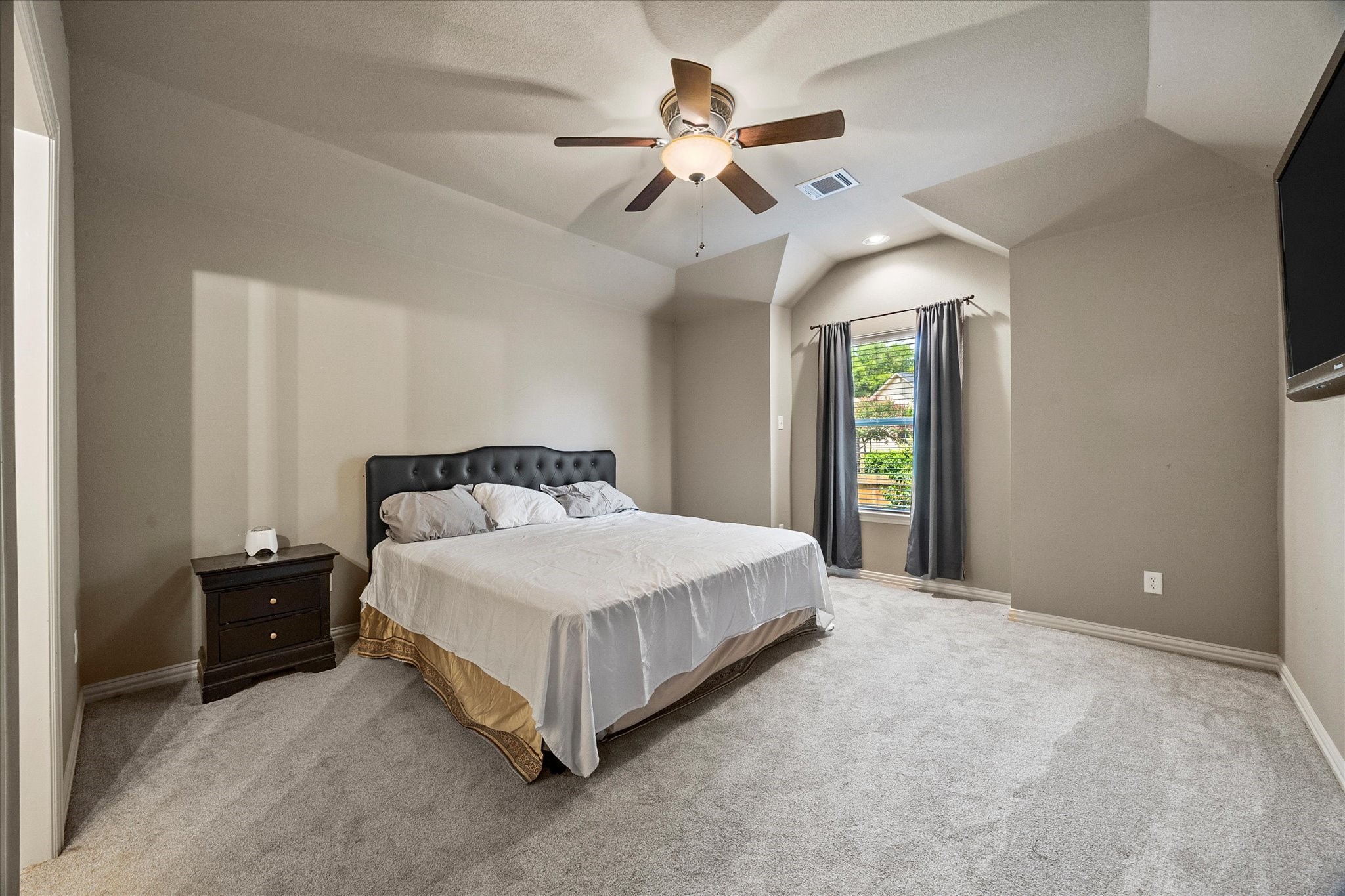 107 Sceptre Drive