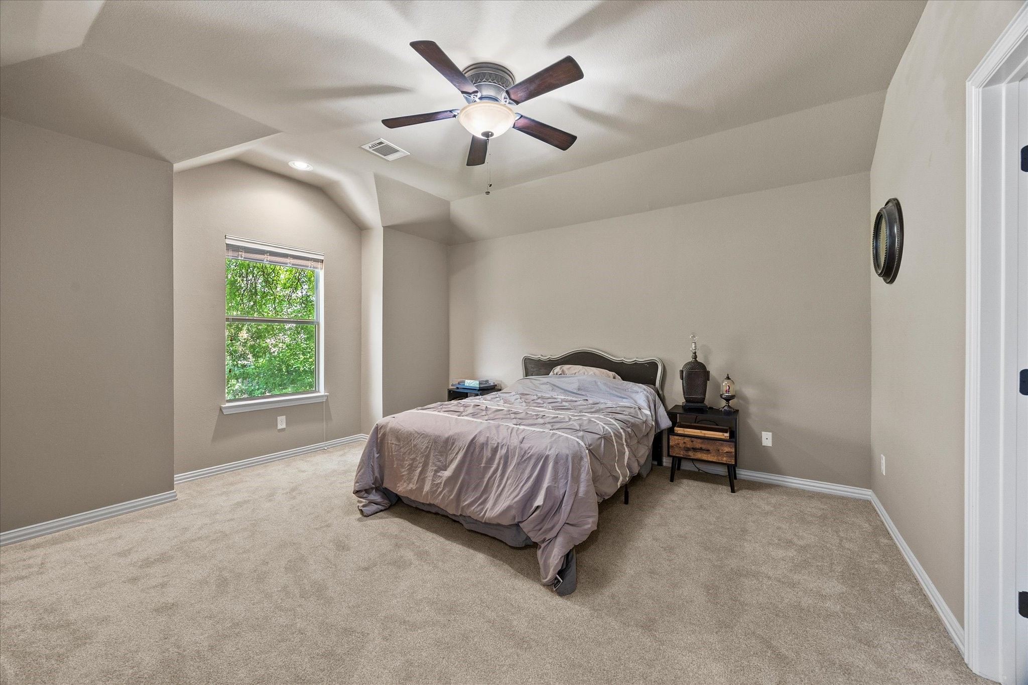 107 Sceptre Drive