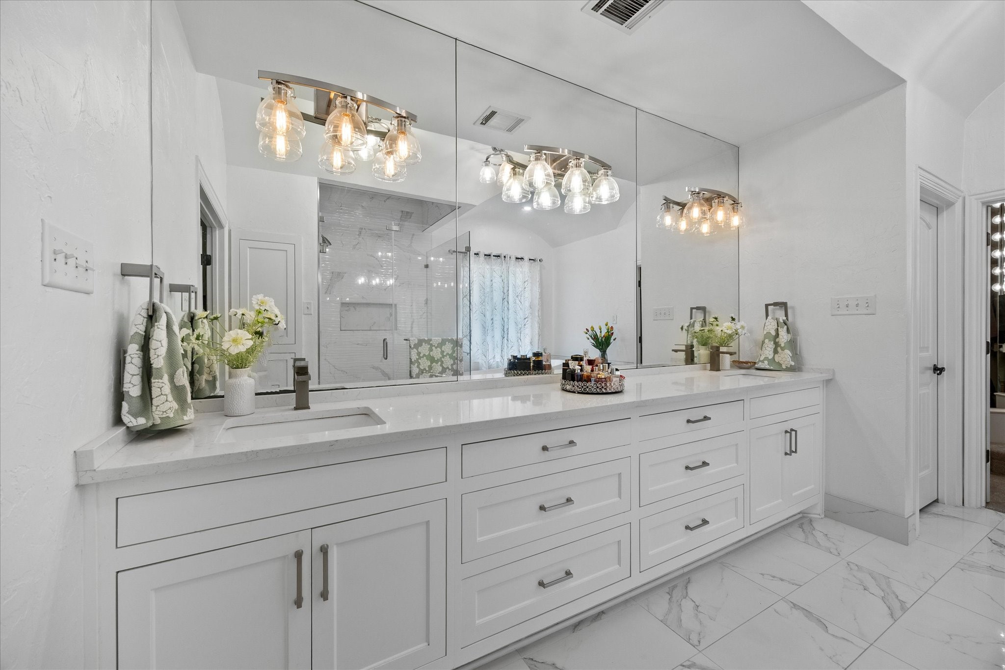 107 Sceptre Drive