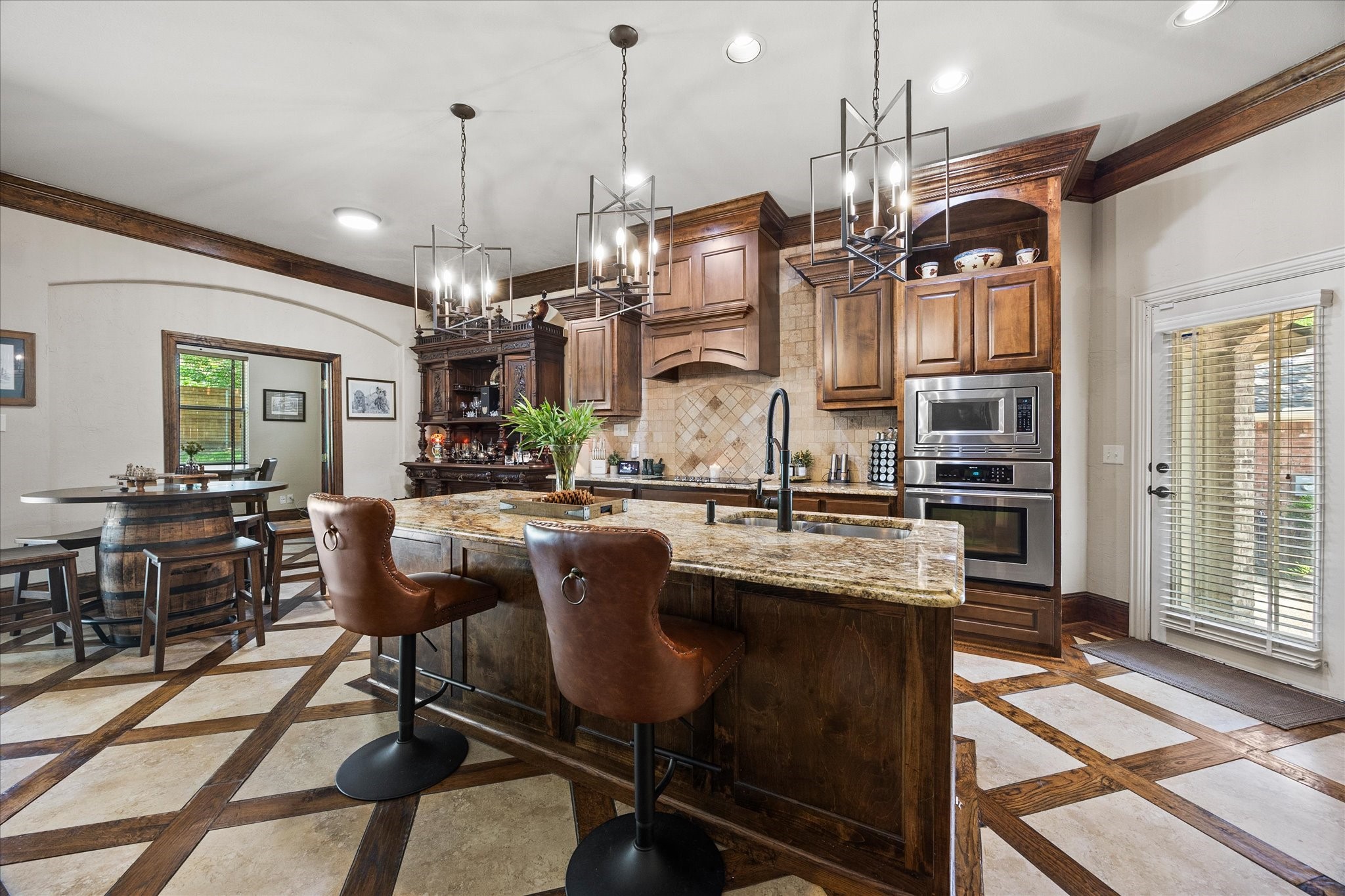 107 Sceptre Drive