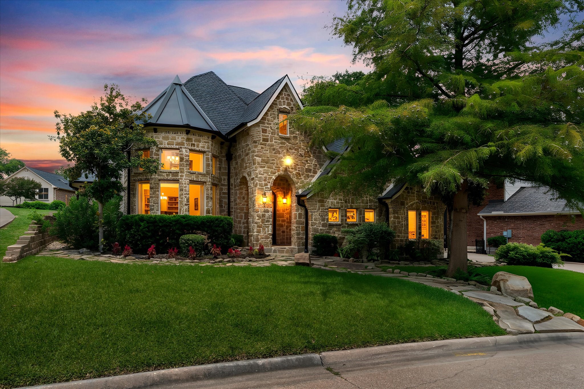 107 Sceptre Drive