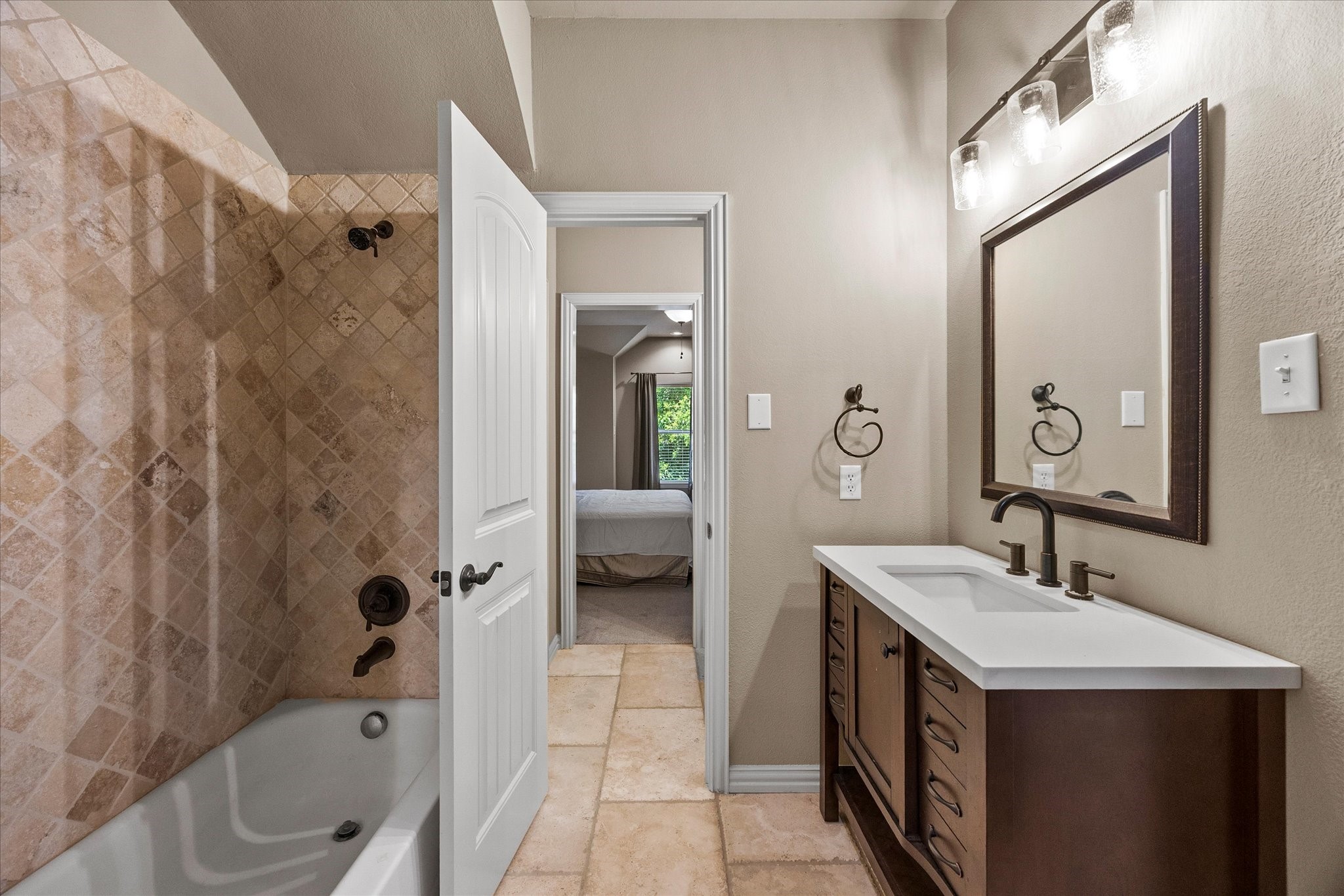 107 Sceptre Drive