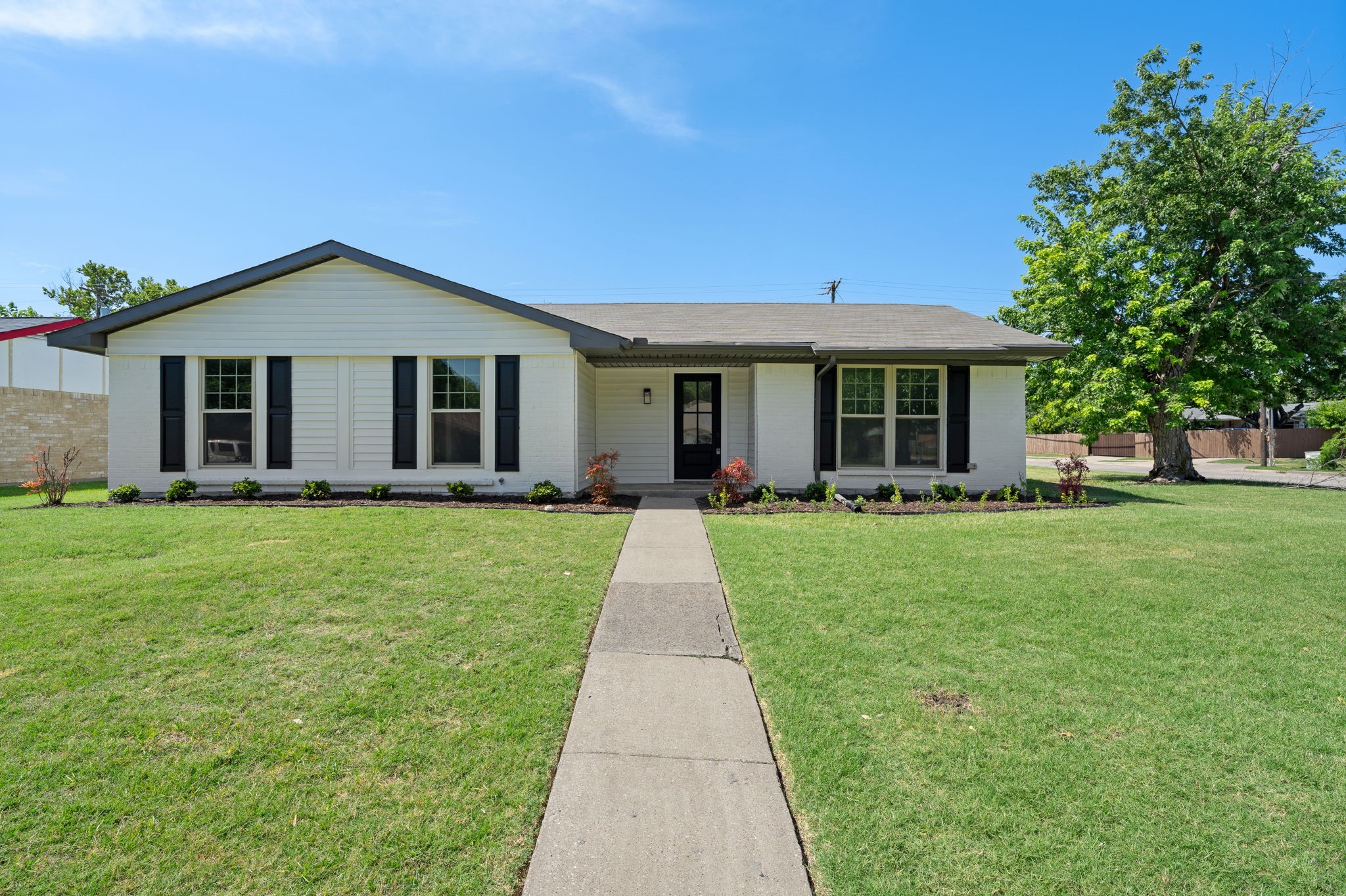 1700 Jasmine Lane