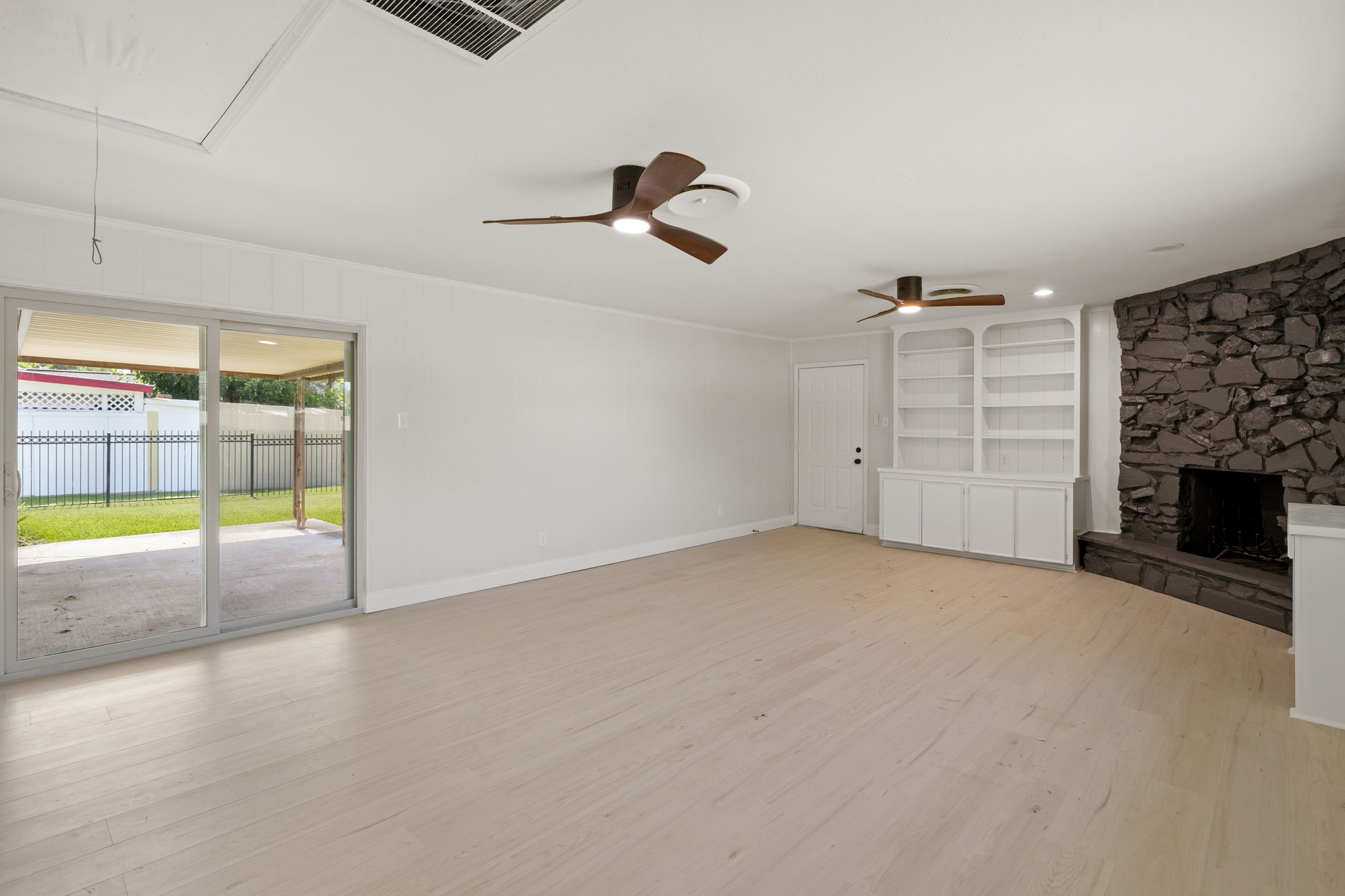 1700 Jasmine Lane
