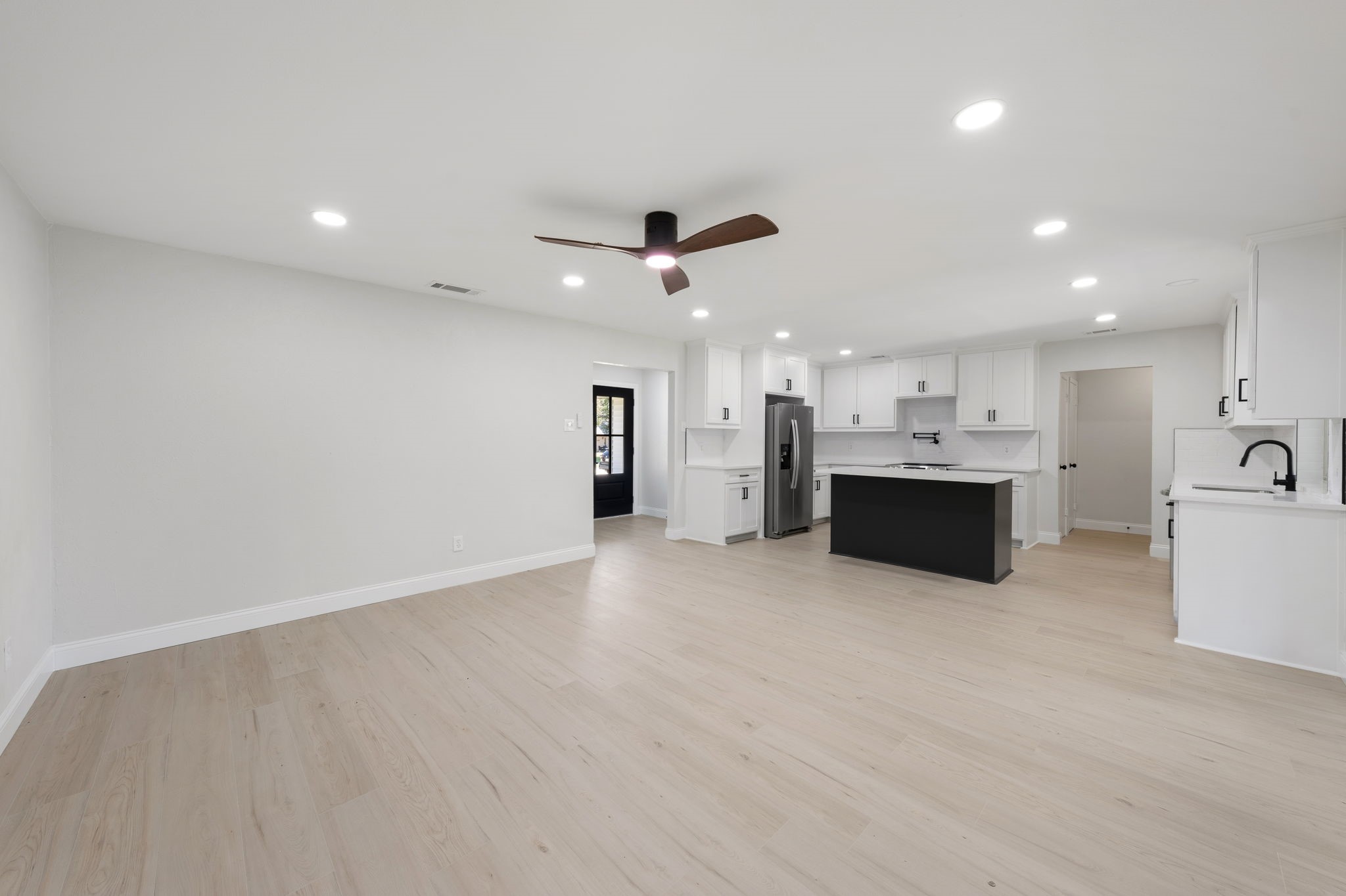 1700 Jasmine Lane