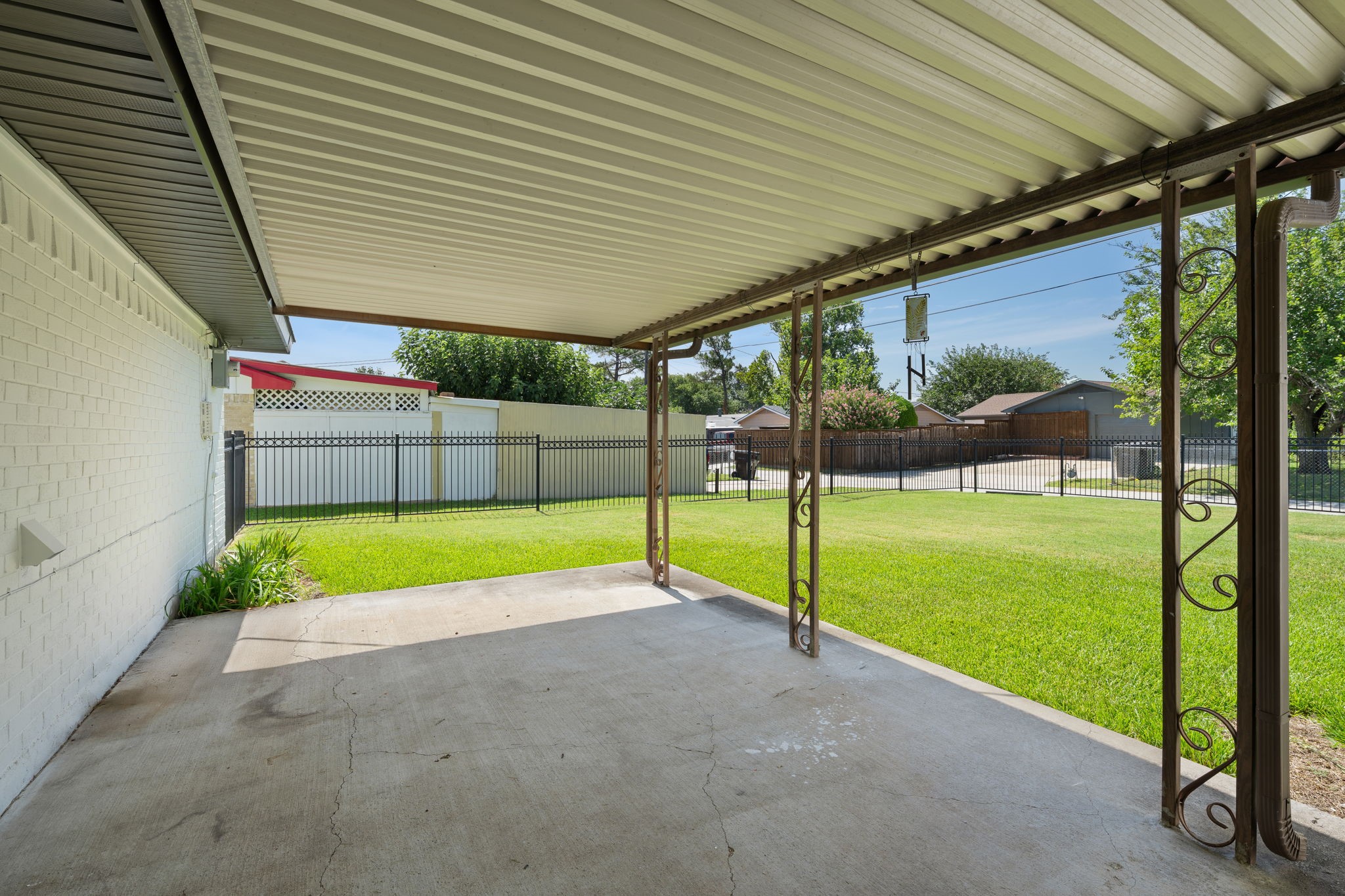 1700 Jasmine Lane