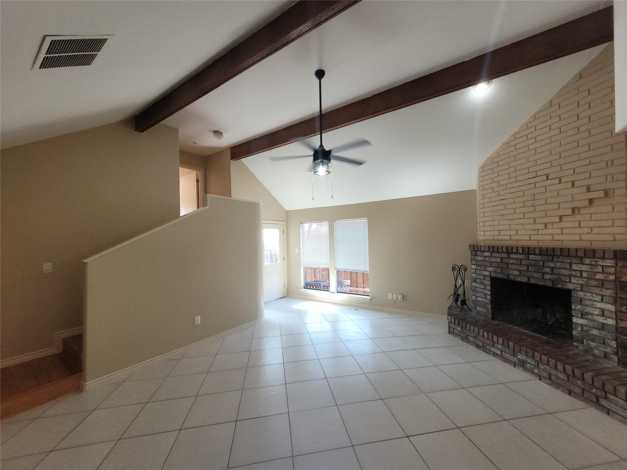 303 & 305 Shoreview Drive