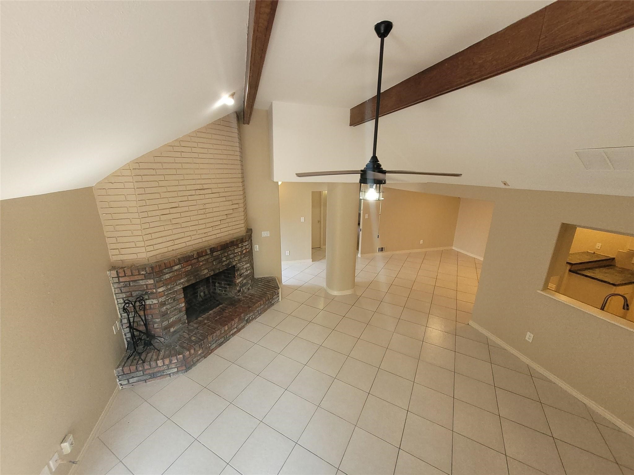 303 & 305 Shoreview Drive