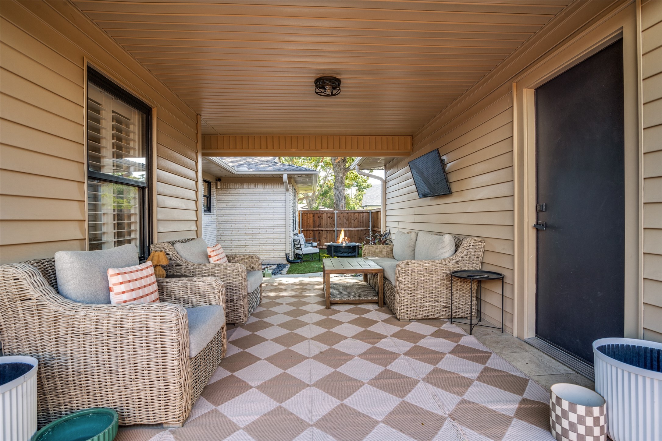 9005 Livenshire Drive