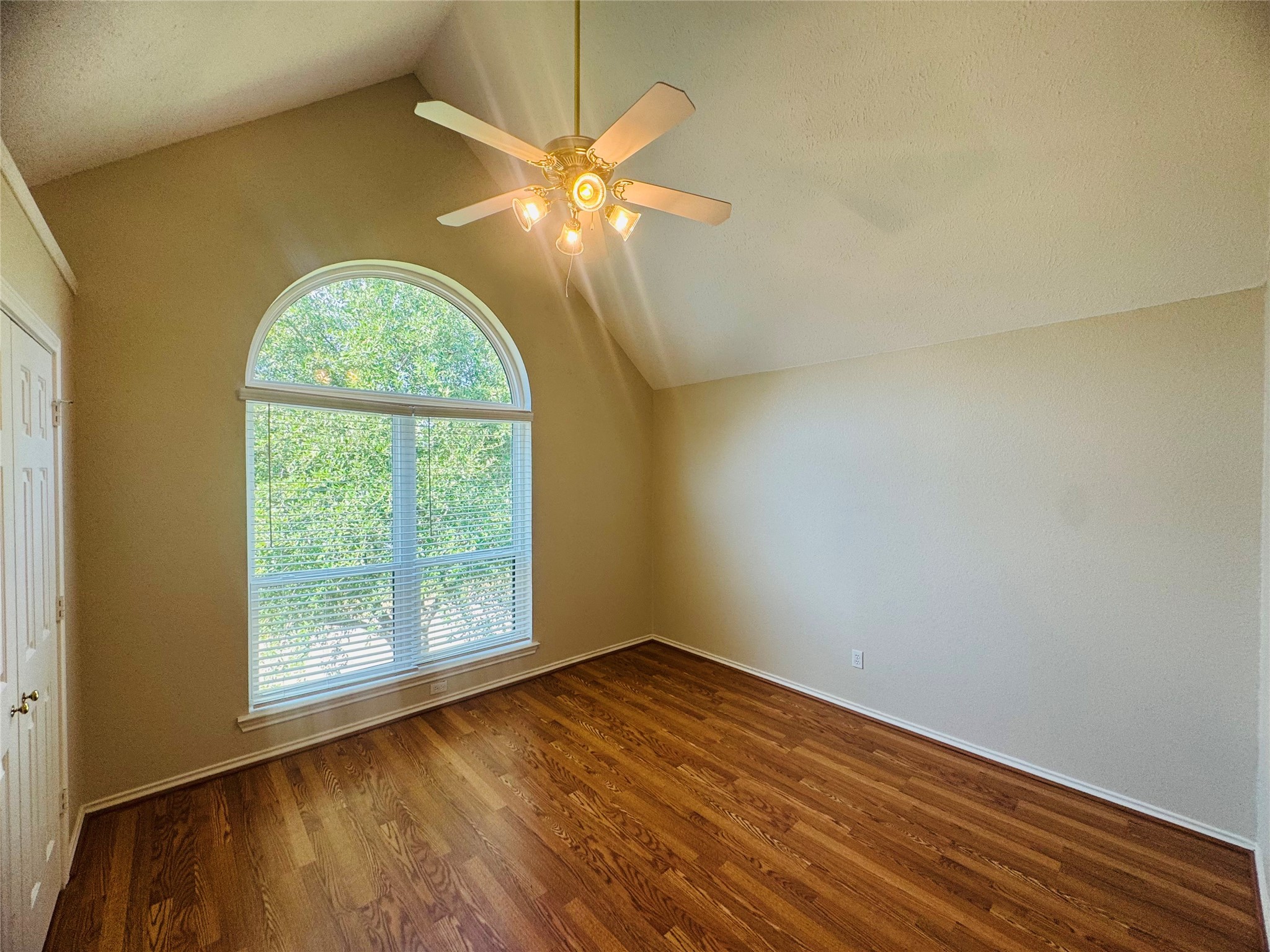 3116 Oak Drive