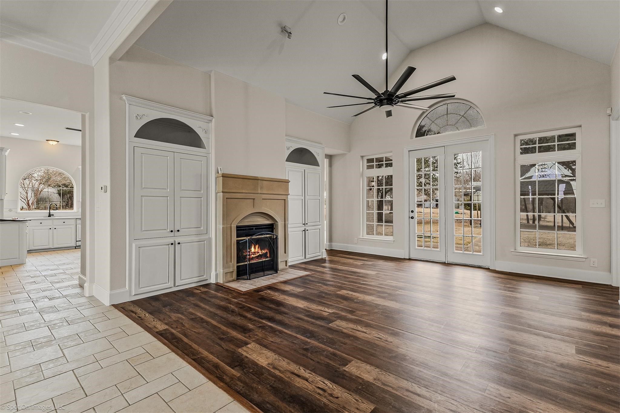 15183 Valley View