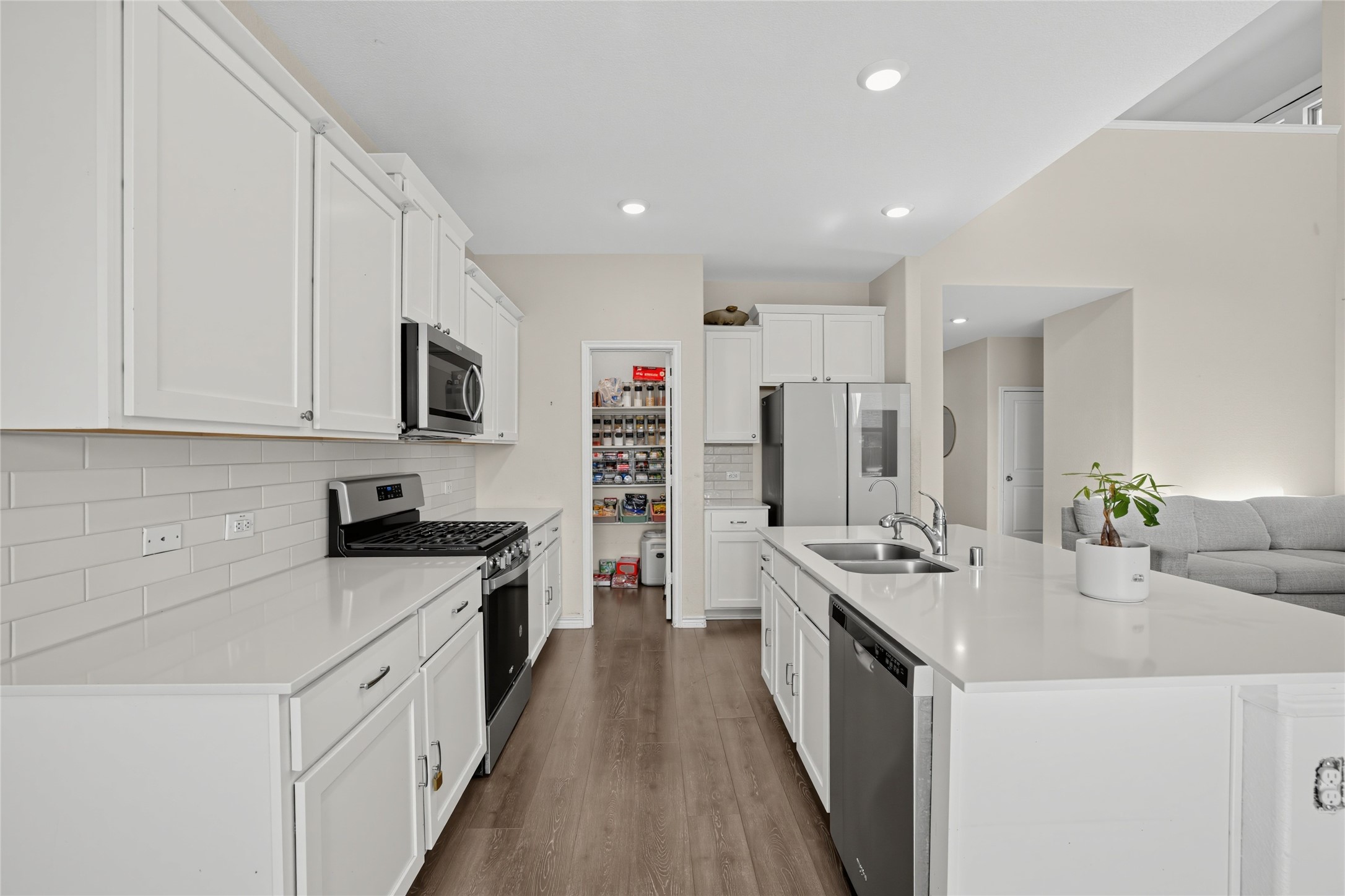 302 Cliffmere Drive