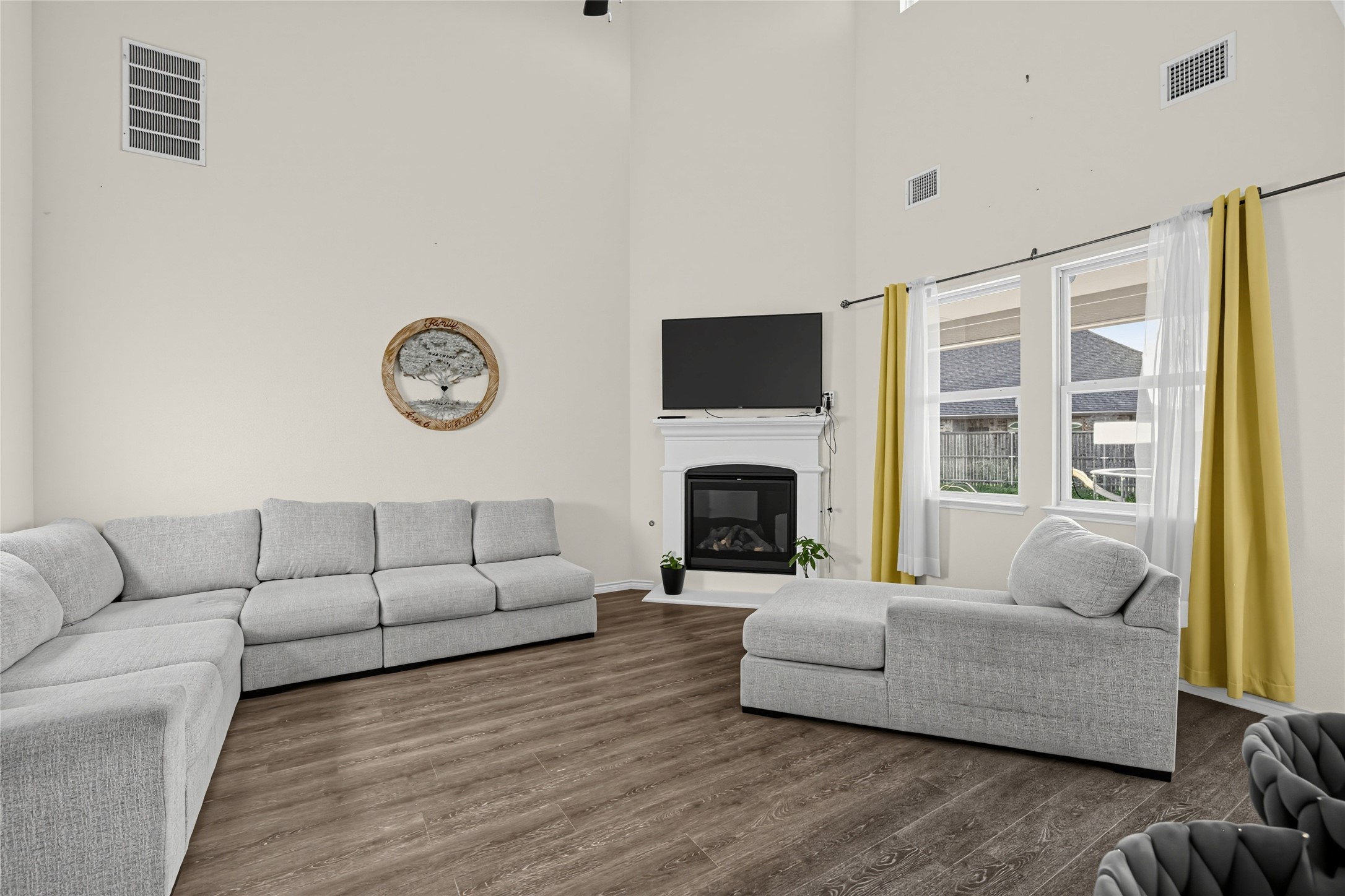 302 Cliffmere Drive