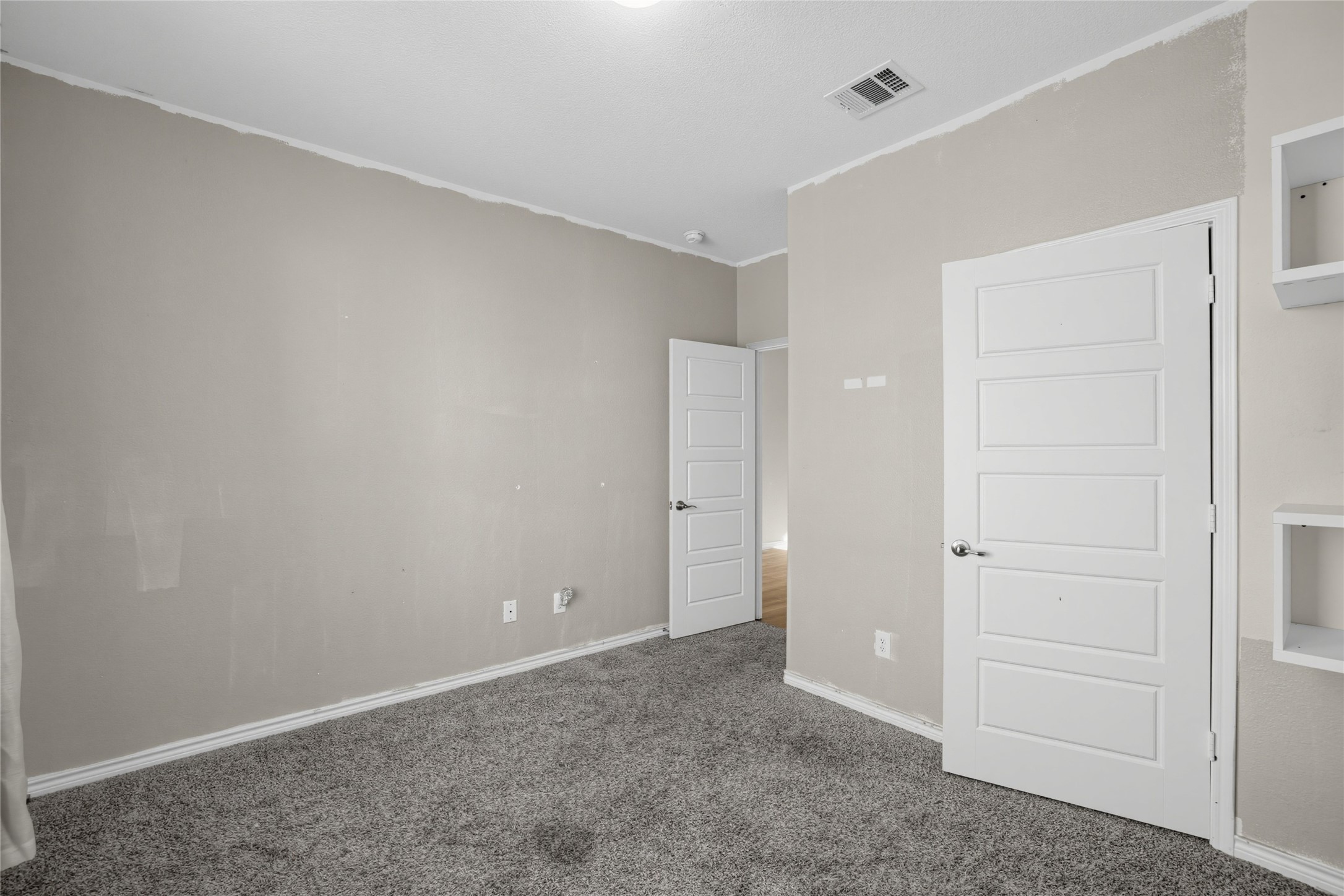 302 Cliffmere Drive