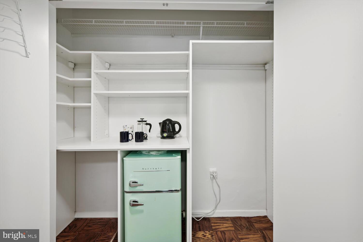 4101 Cathedral Ave NW #107