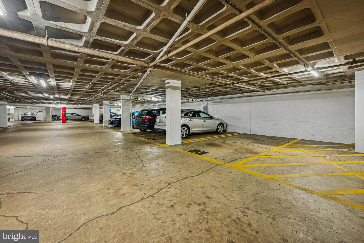 4101 Cathedral Ave NW #107