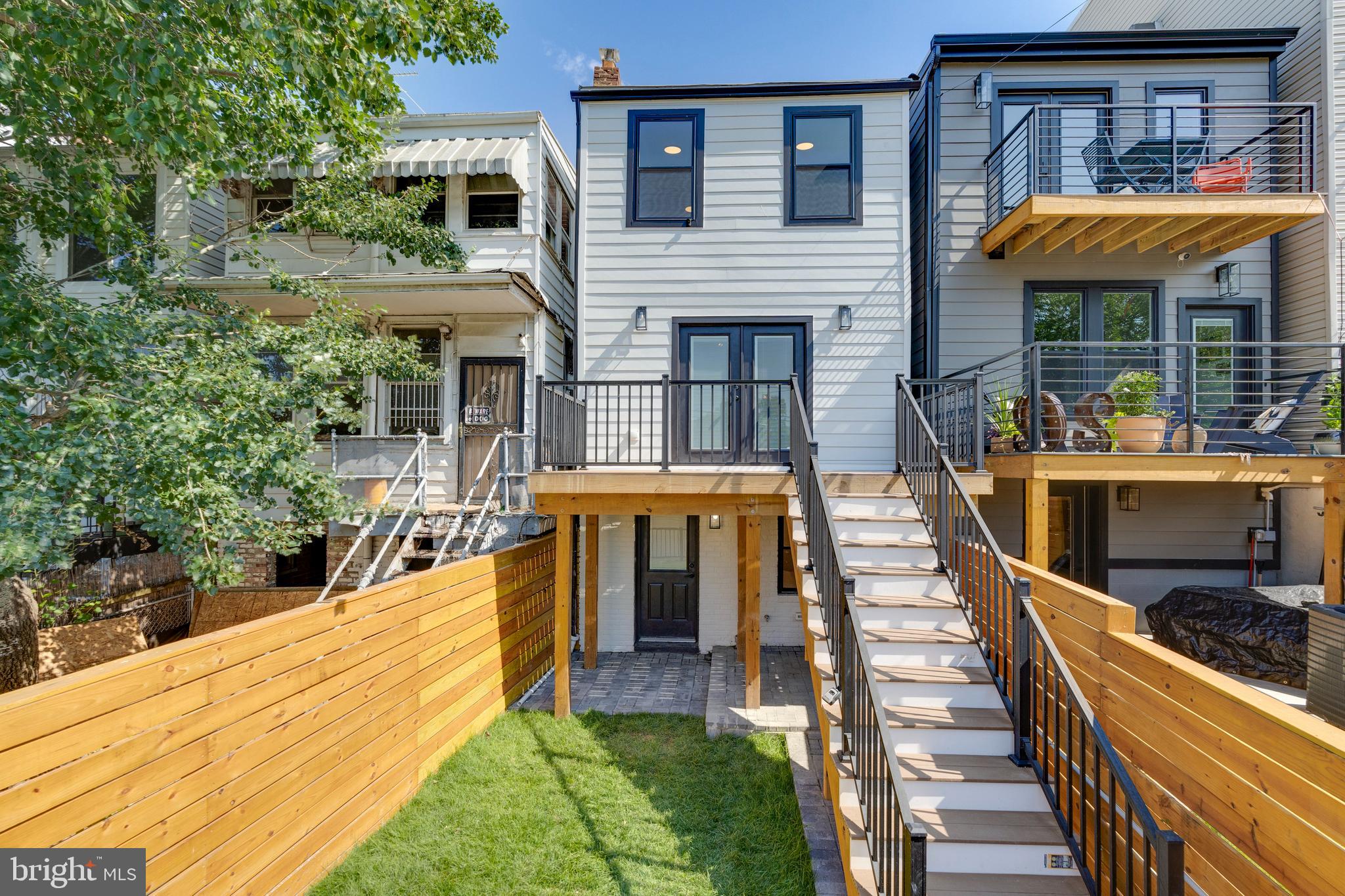 45 T St NE