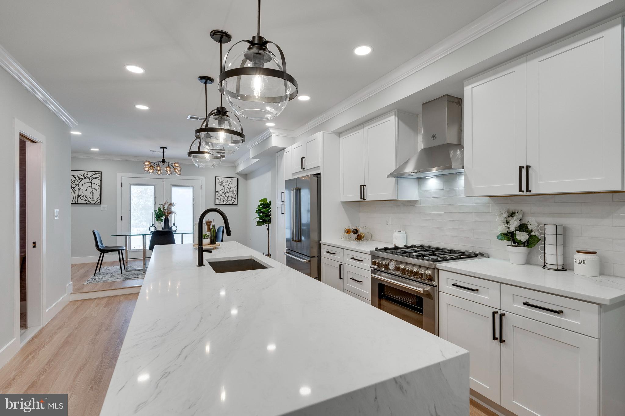 45 T St NE
