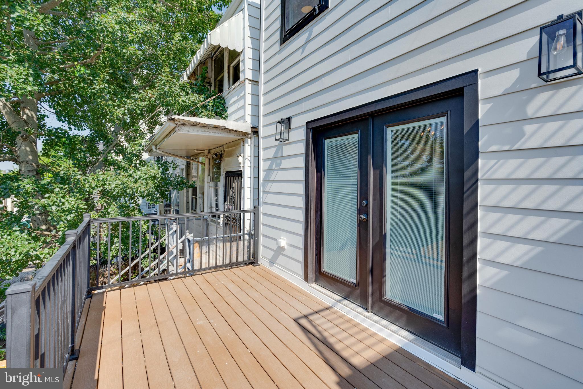 45 T St NE