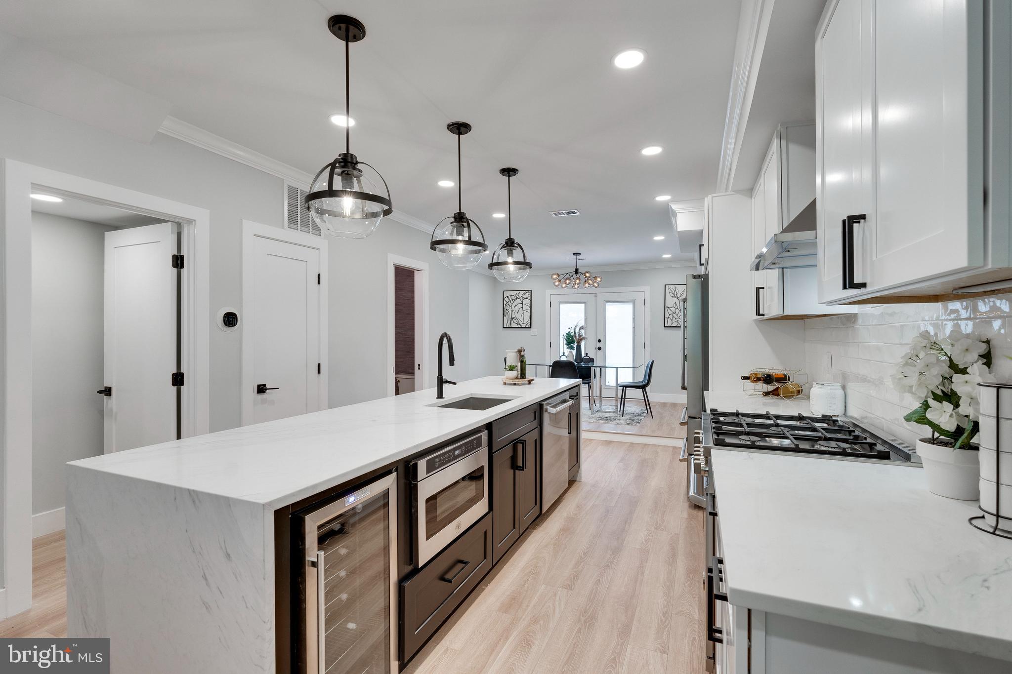 45 T St NE