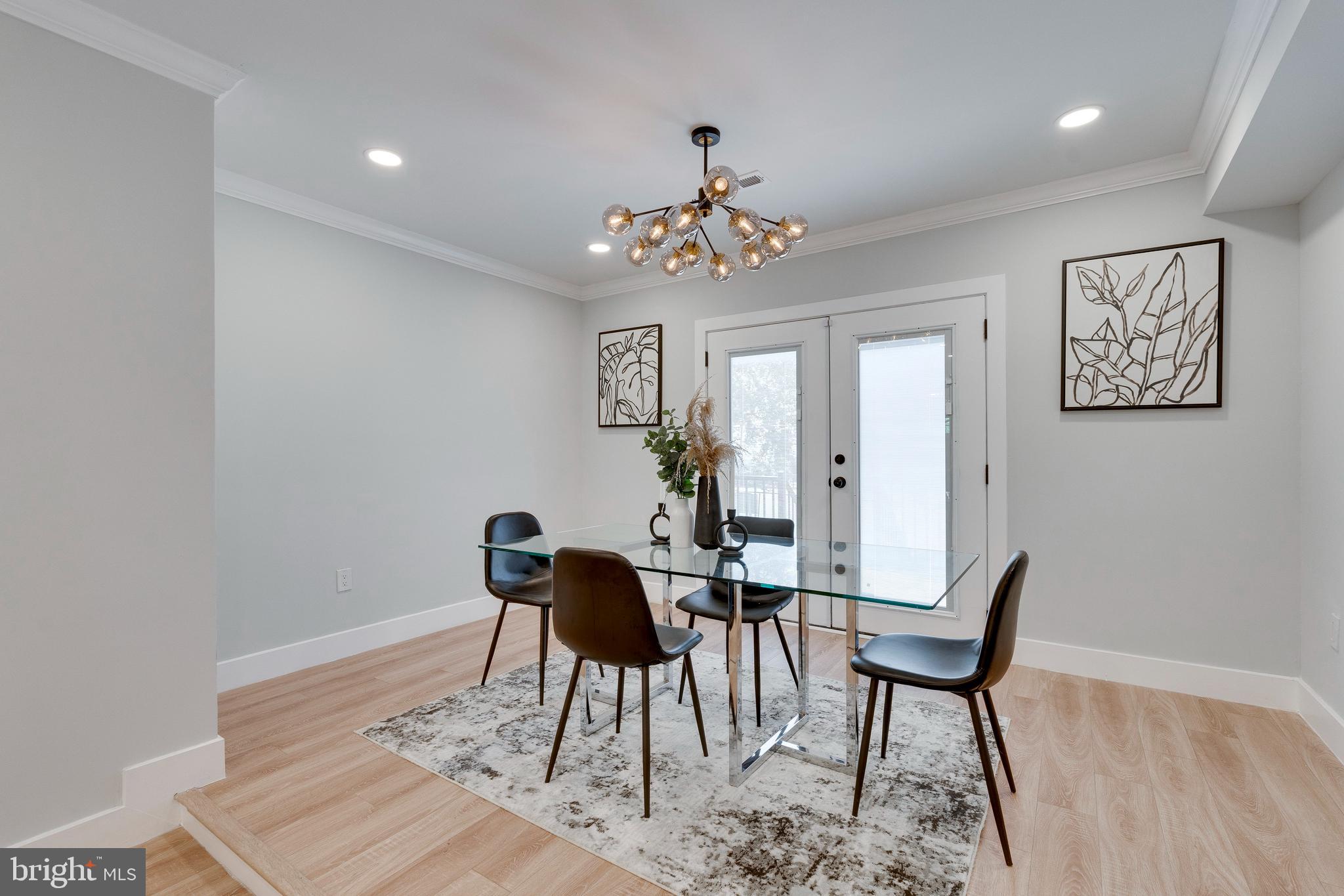 45 T St NE