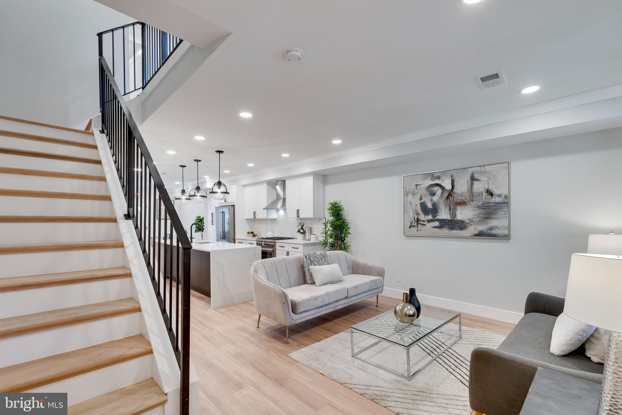 45 T St NE