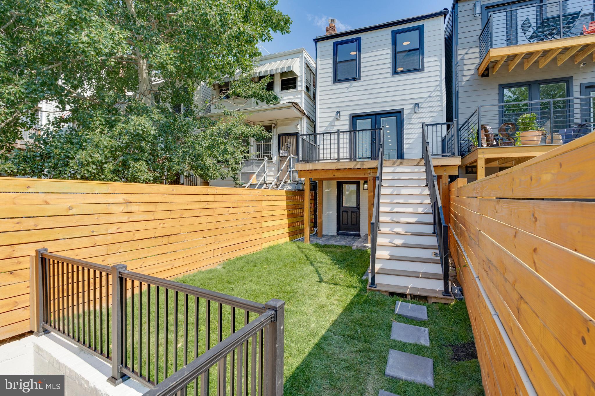 45 T St NE