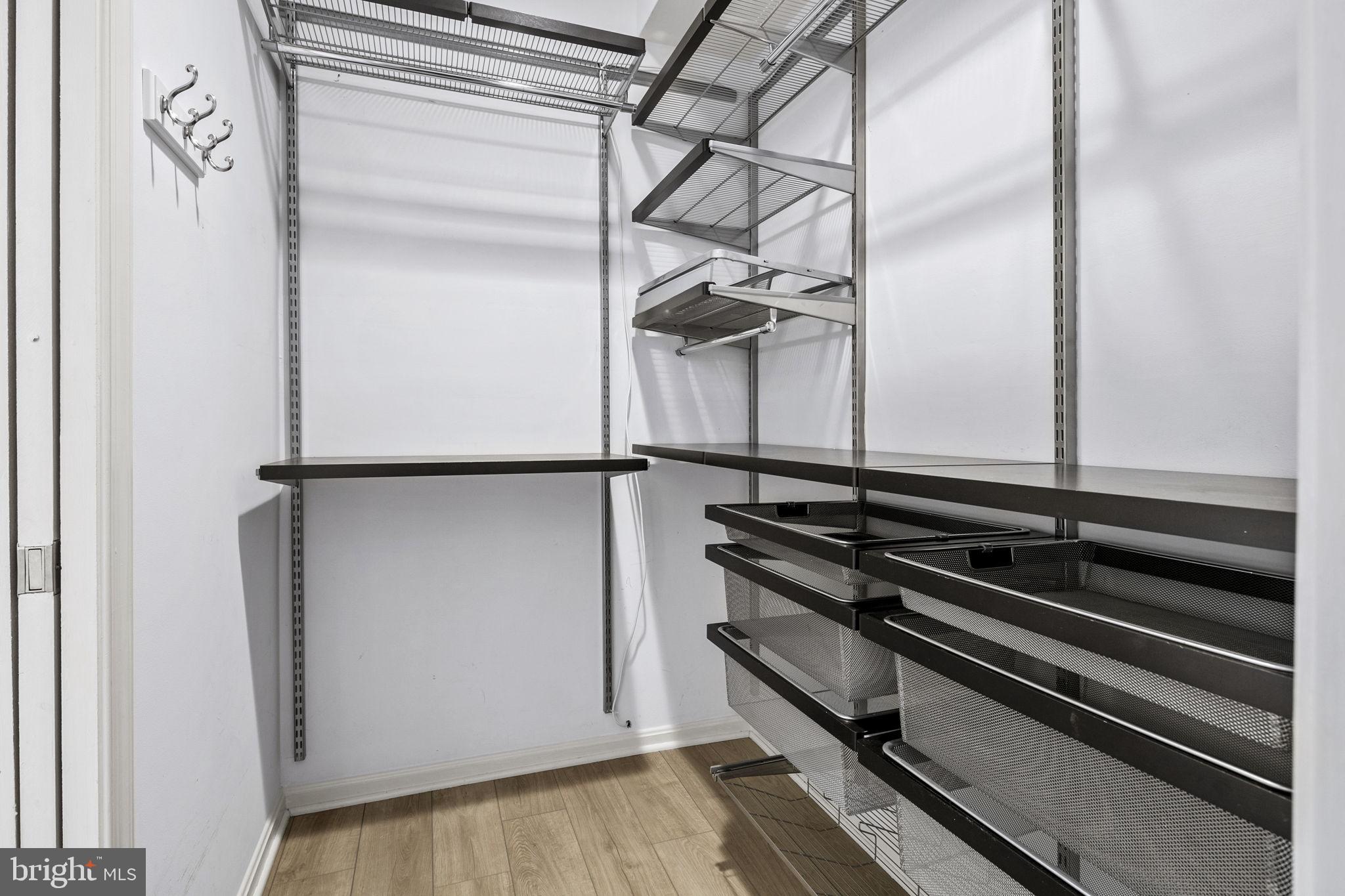 253 14th Street SE Unit: B