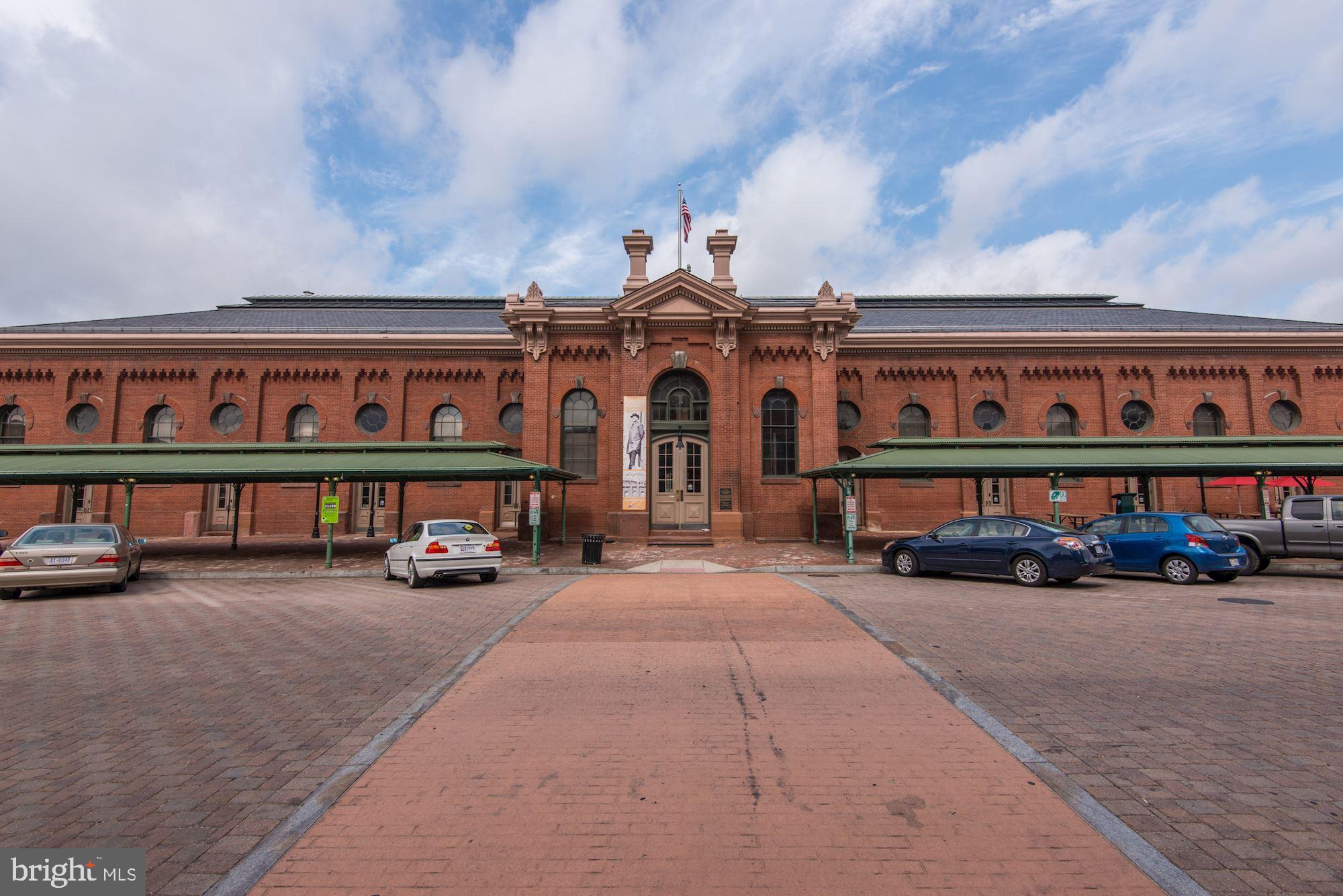 253 14th Street SE Unit: B