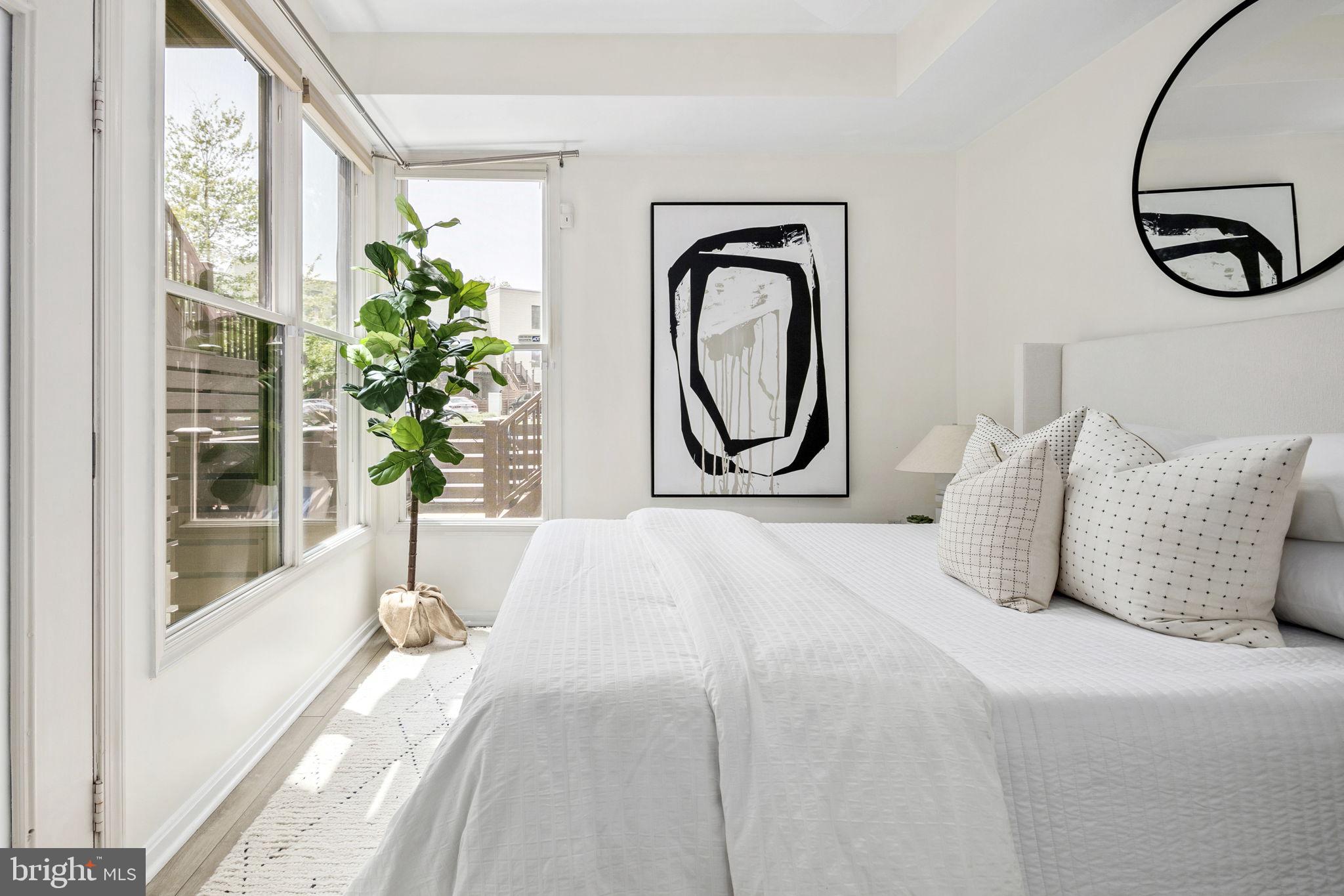 253 14th Street SE Unit: B