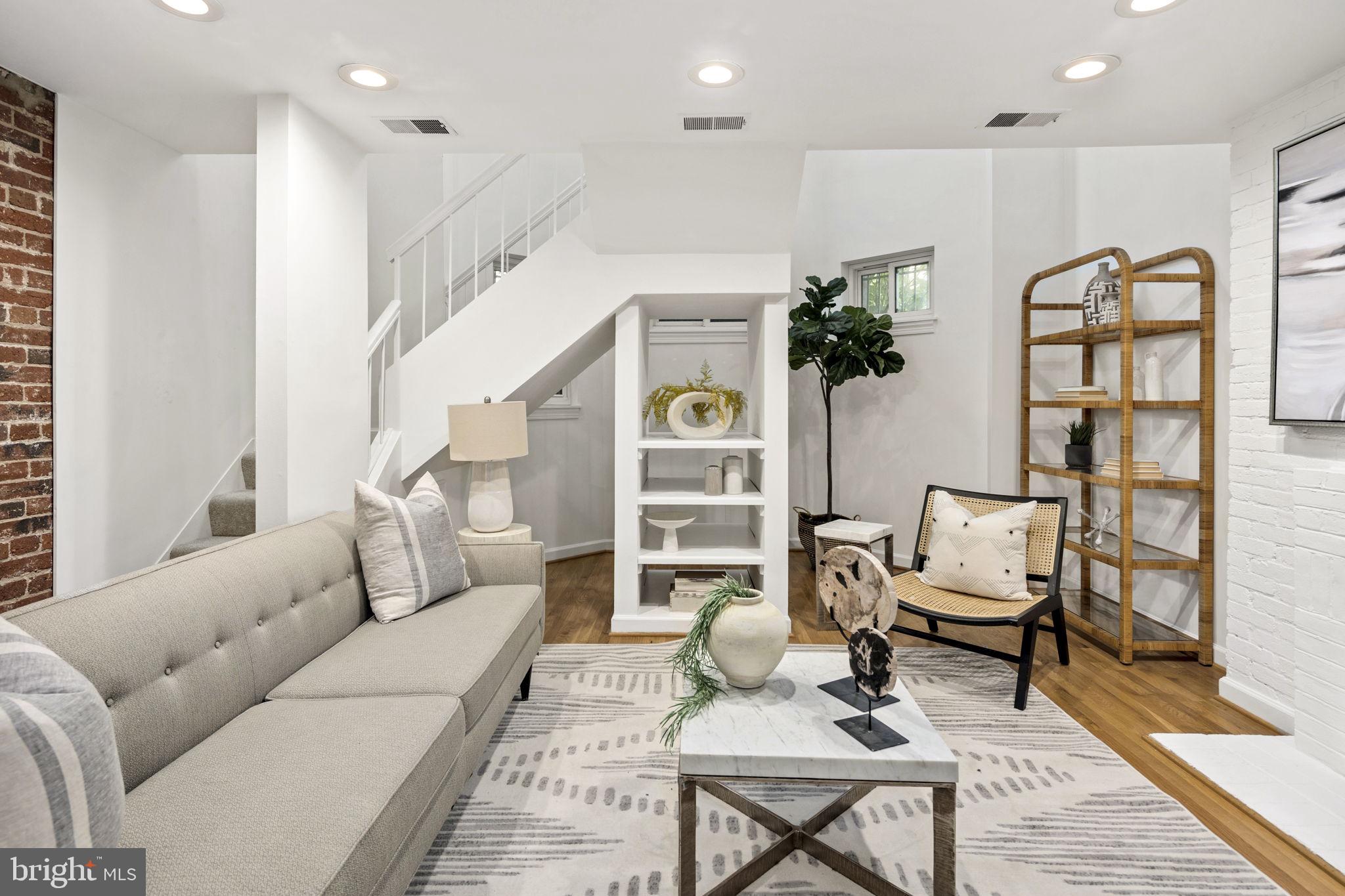 1820 Kalorama Road NW Unit: 1